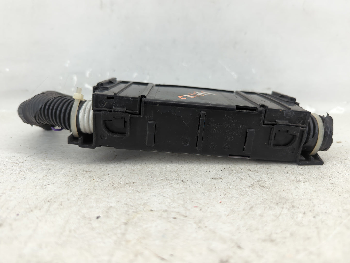 2013-2019 Nissan Sentra Fusebox Fuse Box Panel Relay Module P/N:24382 EW70B 7154-7223-30 Fits OEM Used Auto Parts - Oemuseda