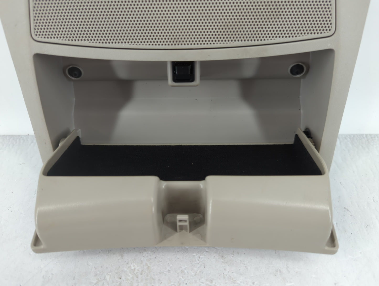 2016-2016 Nissan Sentra Overhead Roof Console - Oemusedautoparts1.com