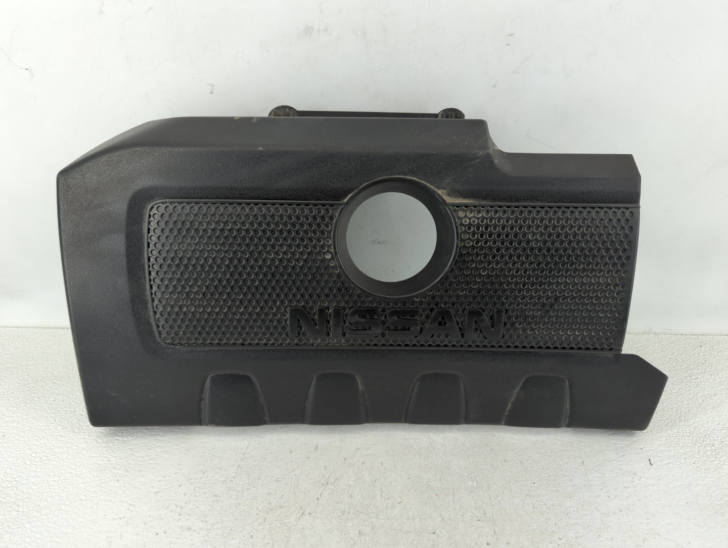 2016 Nissan Sentra Engine Cover - Oemusedautoparts1.com