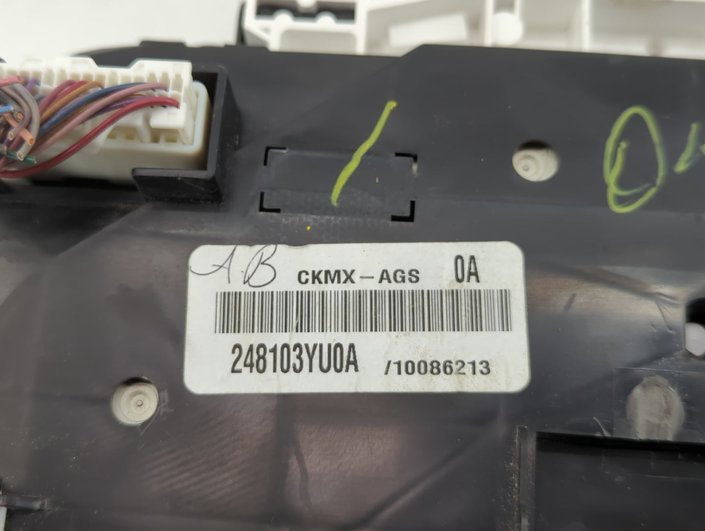 2016-2019 Nissan Sentra Instrument Cluster Speedometer Gauges P/N:248103YU0A Fits Fits 2016 2017 2018 2019 OEM Used Auto Par