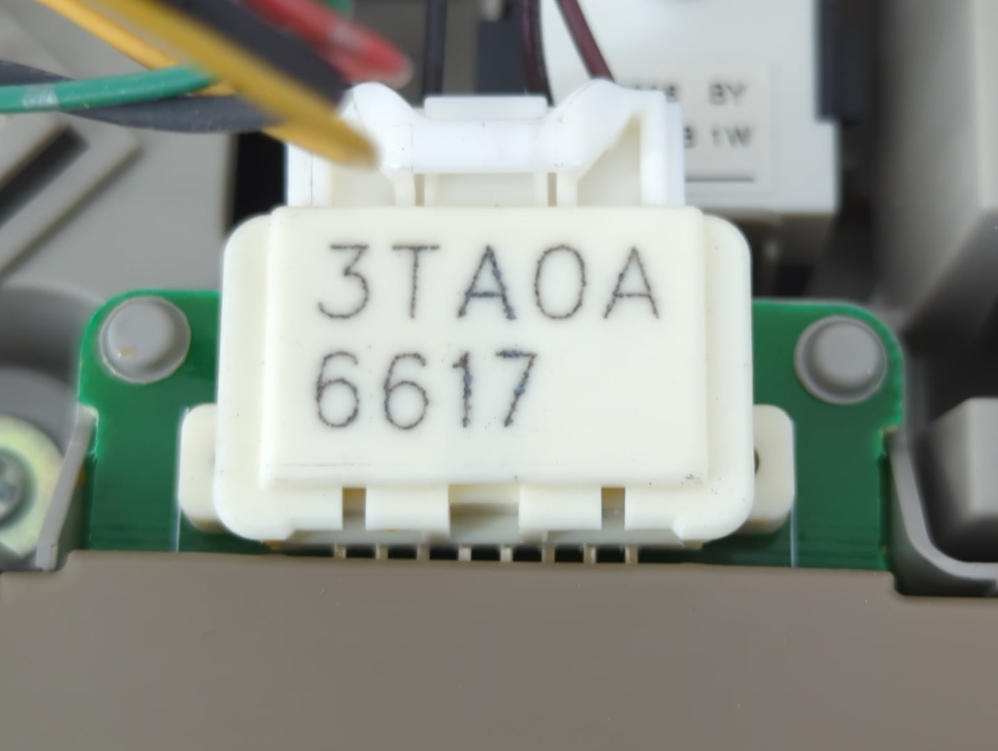 2016 Nissan Sentra Overhead Roof Console - Oemusedautoparts1.com