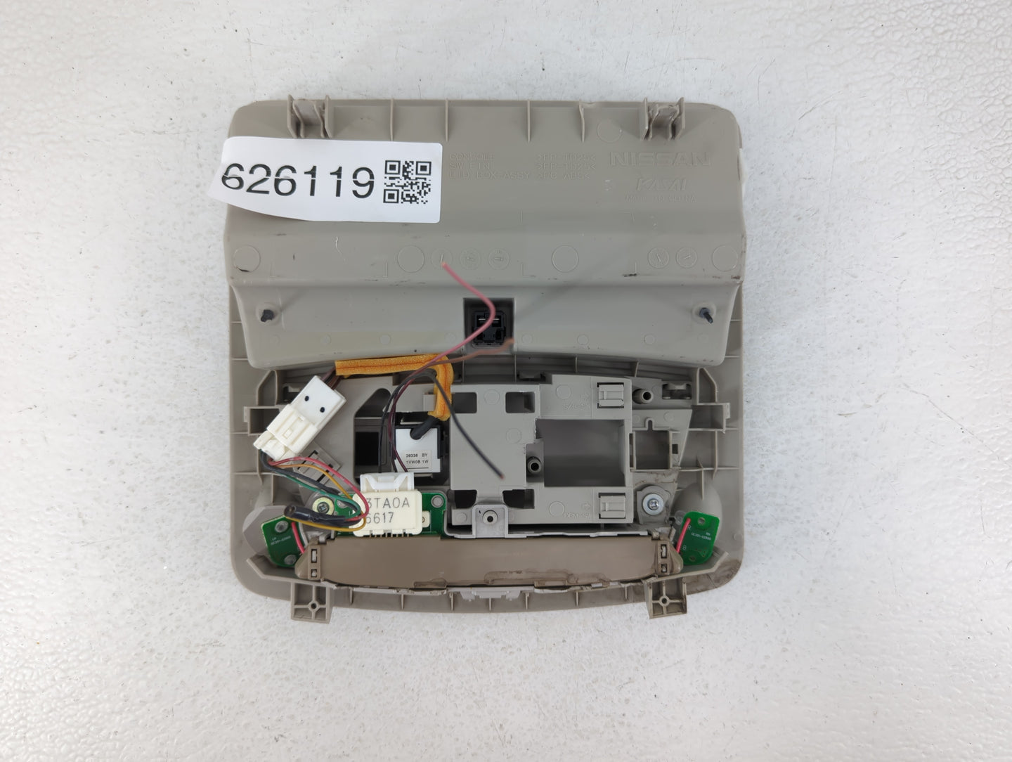 2016 Nissan Sentra Overhead Roof Console - Oemusedautoparts1.com