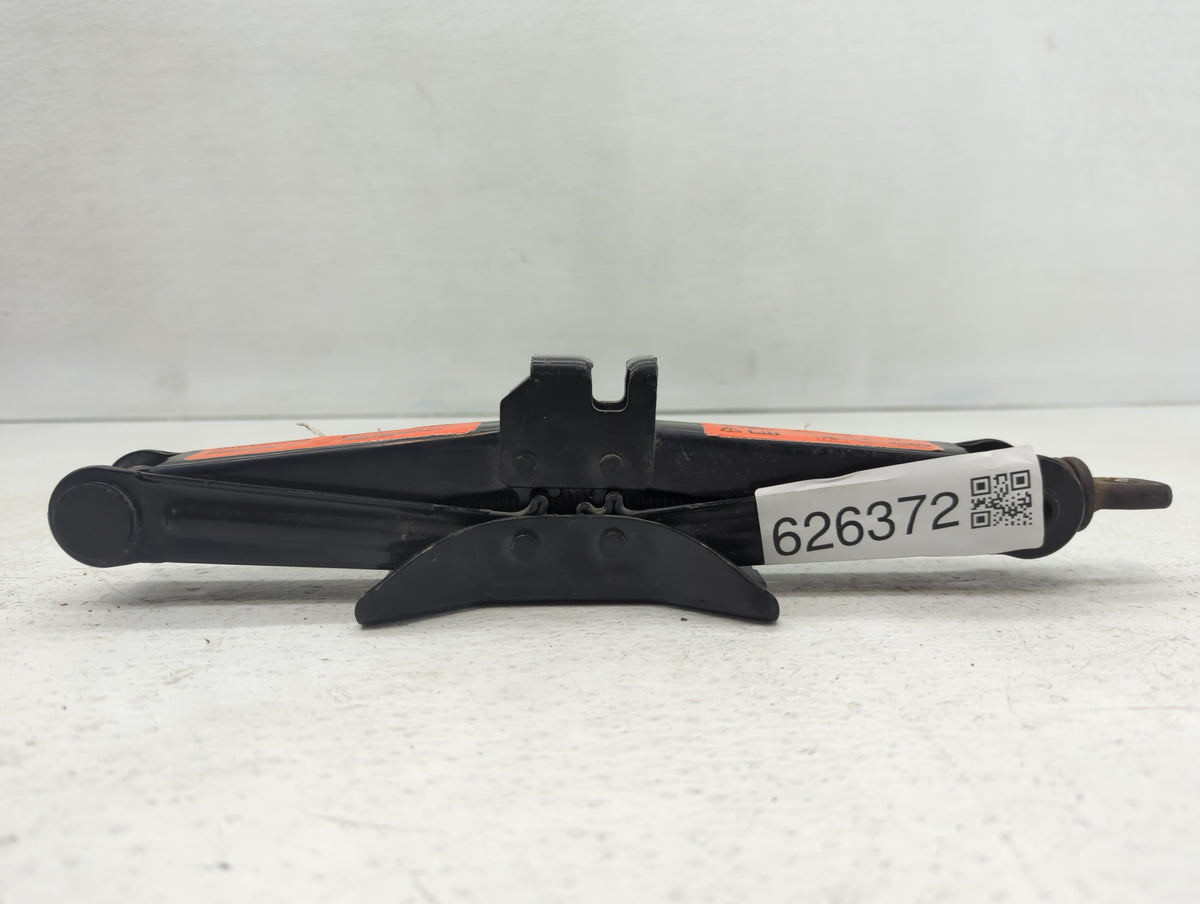2016 Nissan Sentra Spare Scissor Car Jack 626372 - Oemusedautoparts1.com