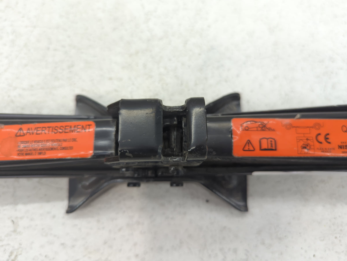 2016 Nissan Sentra Spare Scissor Car Jack 626372 - Oemusedautoparts1.com