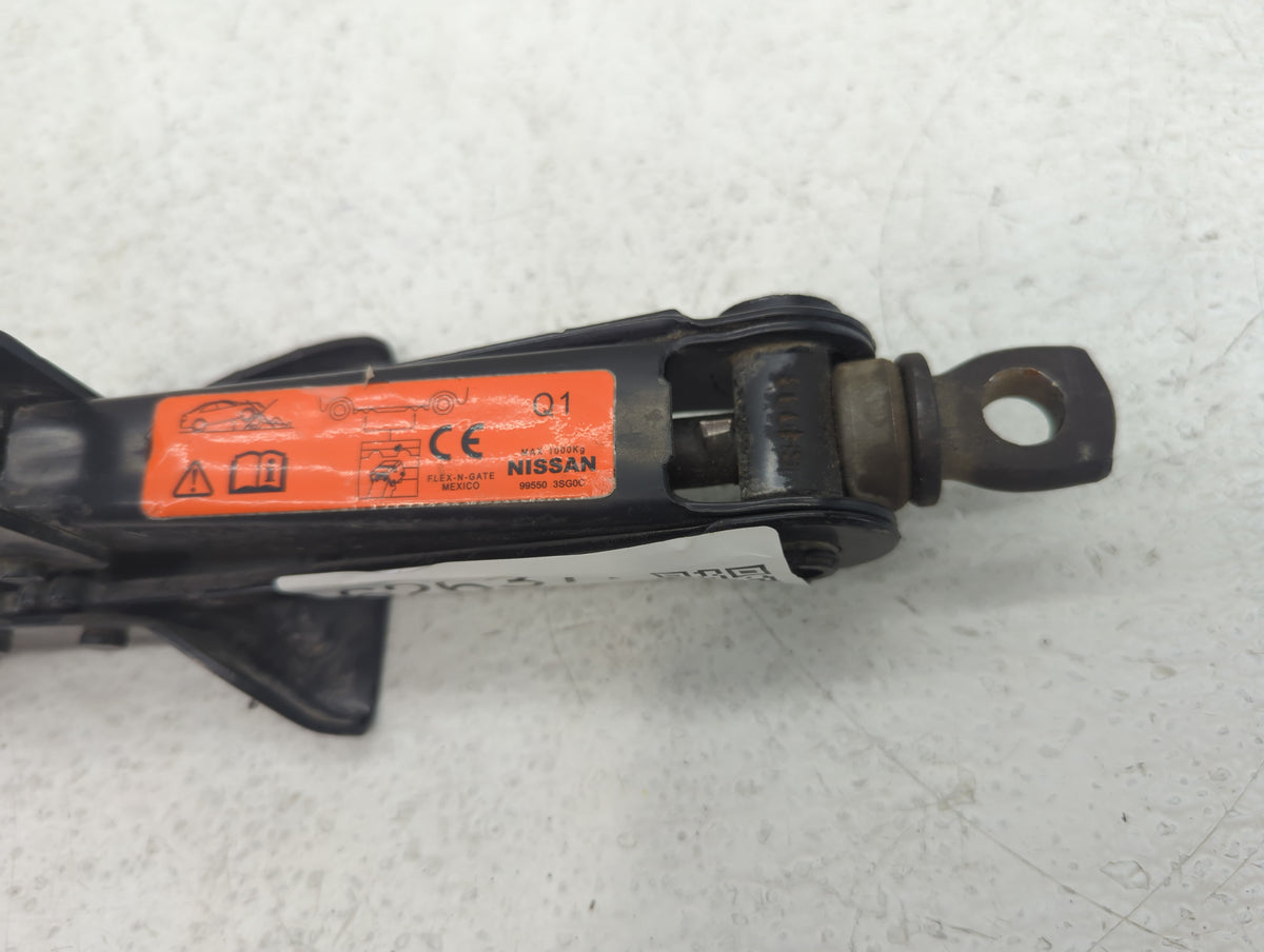 2016 Nissan Sentra Spare Scissor Car Jack 626372 - Oemusedautoparts1.com