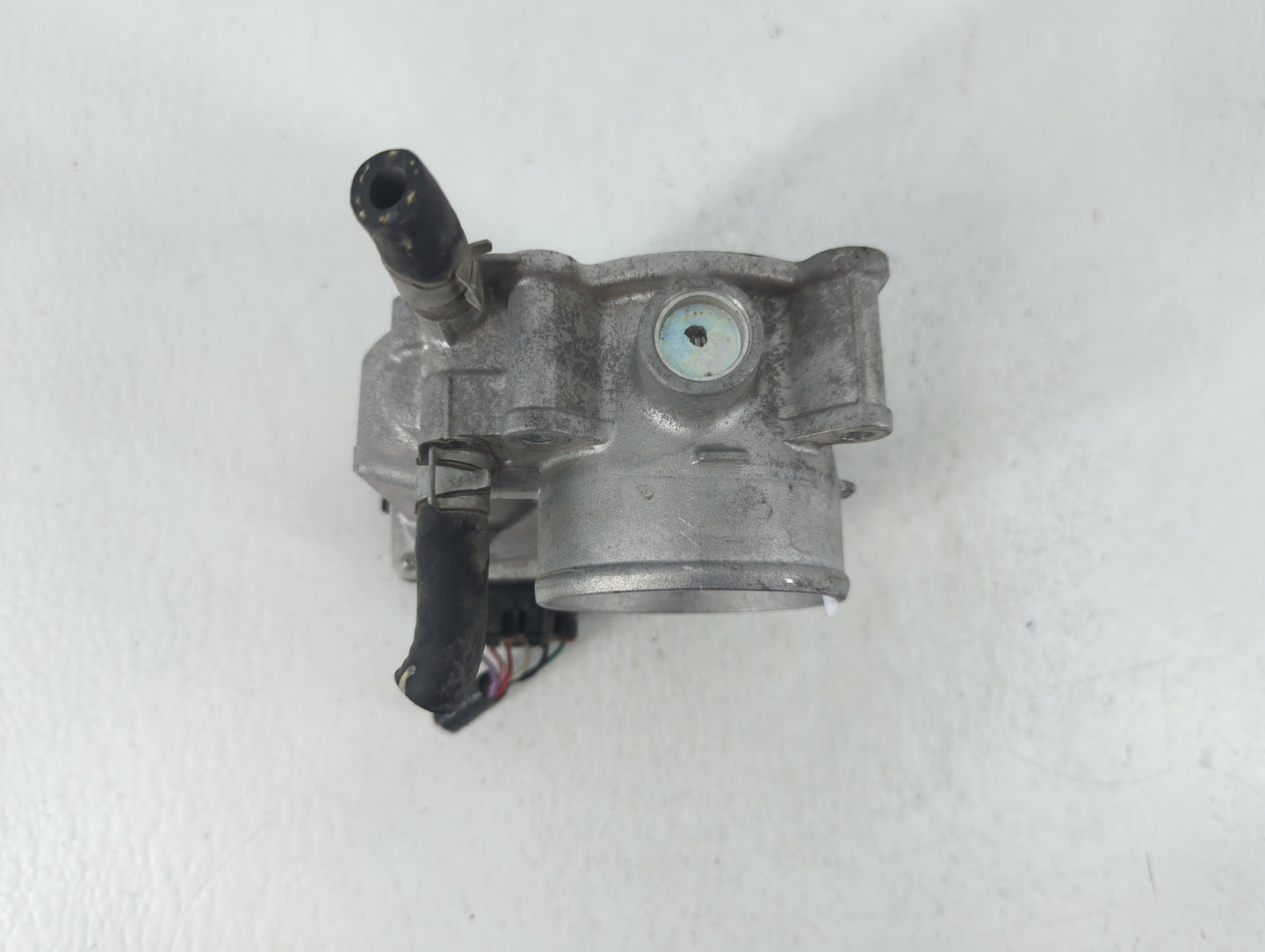 2013-2019 Nissan Sentra Throttle Body P/N:3RA60-01 B Fits Fits 2013 2014 2015 2016 2017 2018 2019 OEM Used Auto Parts - Oemu