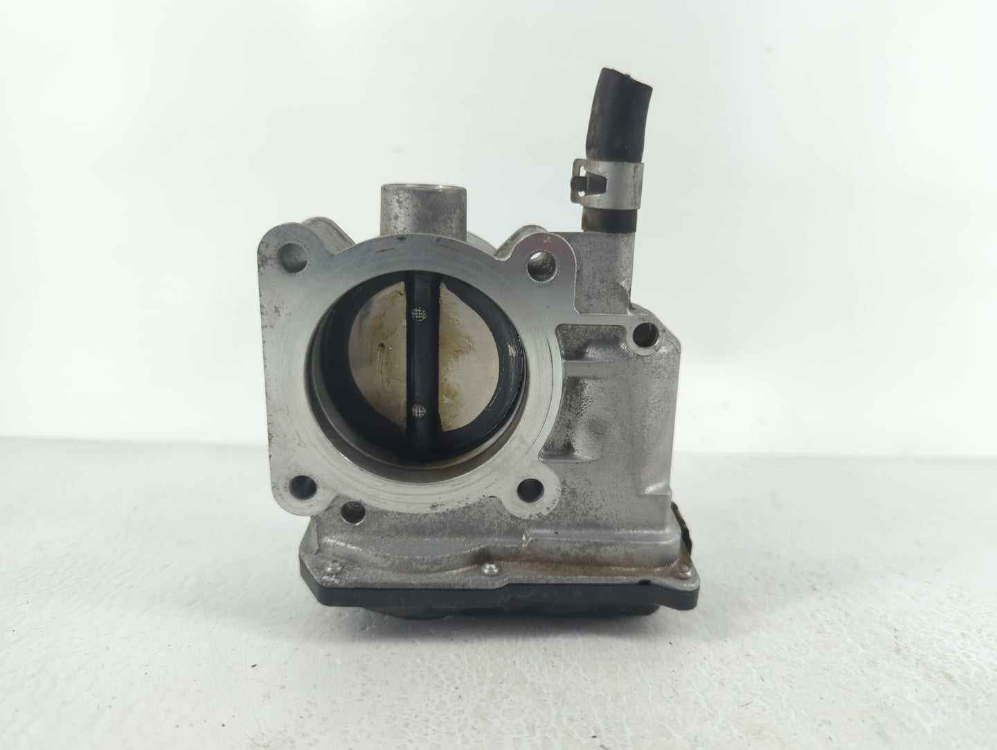 2013-2019 Nissan Sentra Throttle Body P/N:3RA60-01 B Fits Fits 2013 2014 2015 2016 2017 2018 2019 OEM Used Auto Parts - Oemu