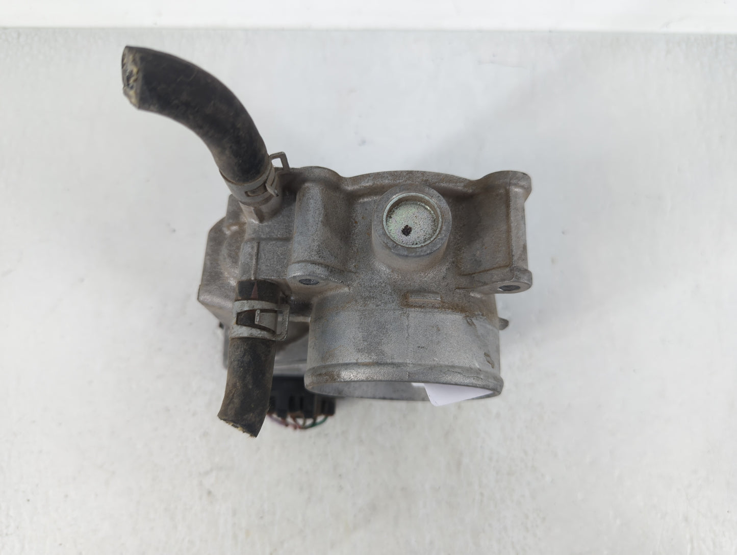 2013-2019 Nissan Sentra Throttle Body P/N:3RA60-01 B Fits Fits 2013 2014 2015 2016 2017 2018 2019 OEM Used Auto Parts - Oemu