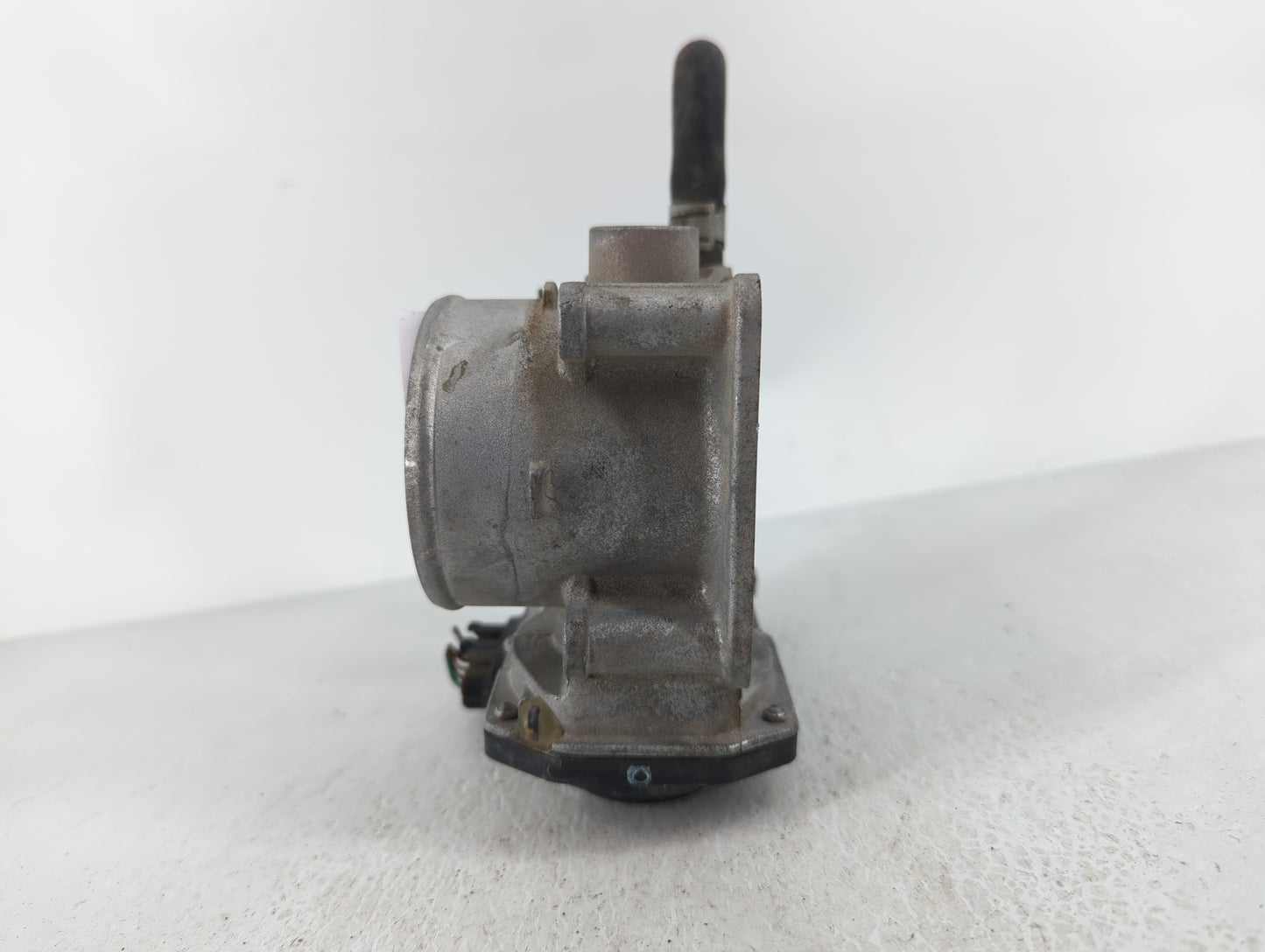 2013-2019 Nissan Sentra Throttle Body P/N:3RA60-01 B Fits Fits 2013 2014 2015 2016 2017 2018 2019 OEM Used Auto Parts - Oemu