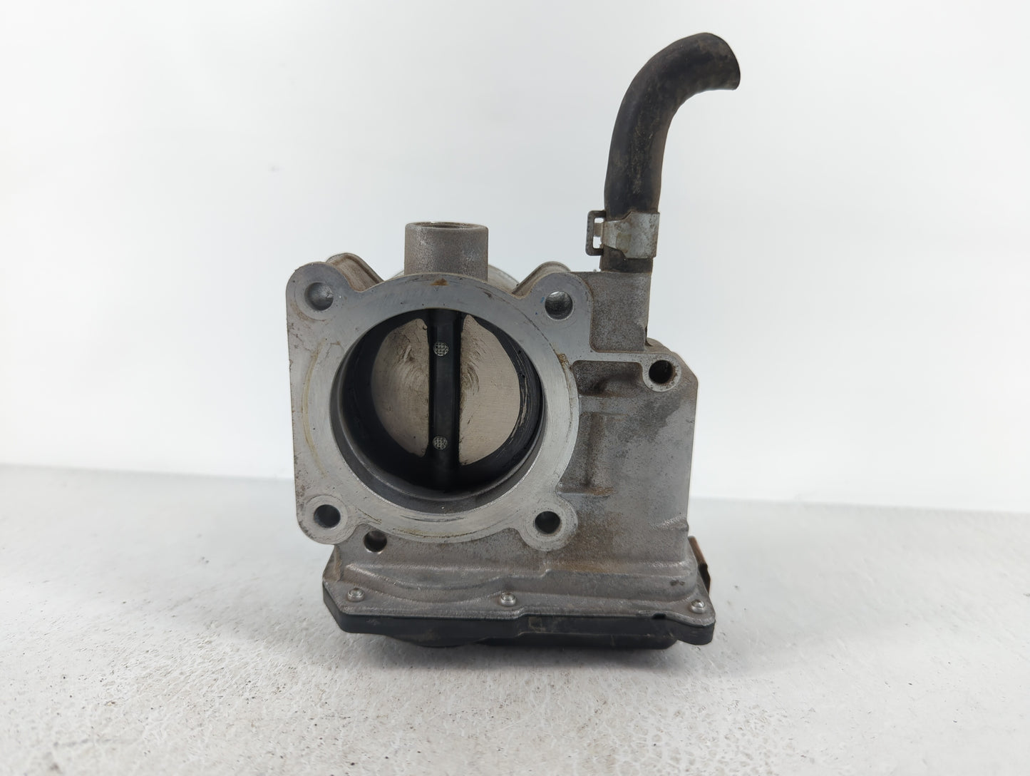 2013-2019 Nissan Sentra Throttle Body P/N:3RA60-01 B Fits Fits 2013 2014 2015 2016 2017 2018 2019 OEM Used Auto Parts - Oemu