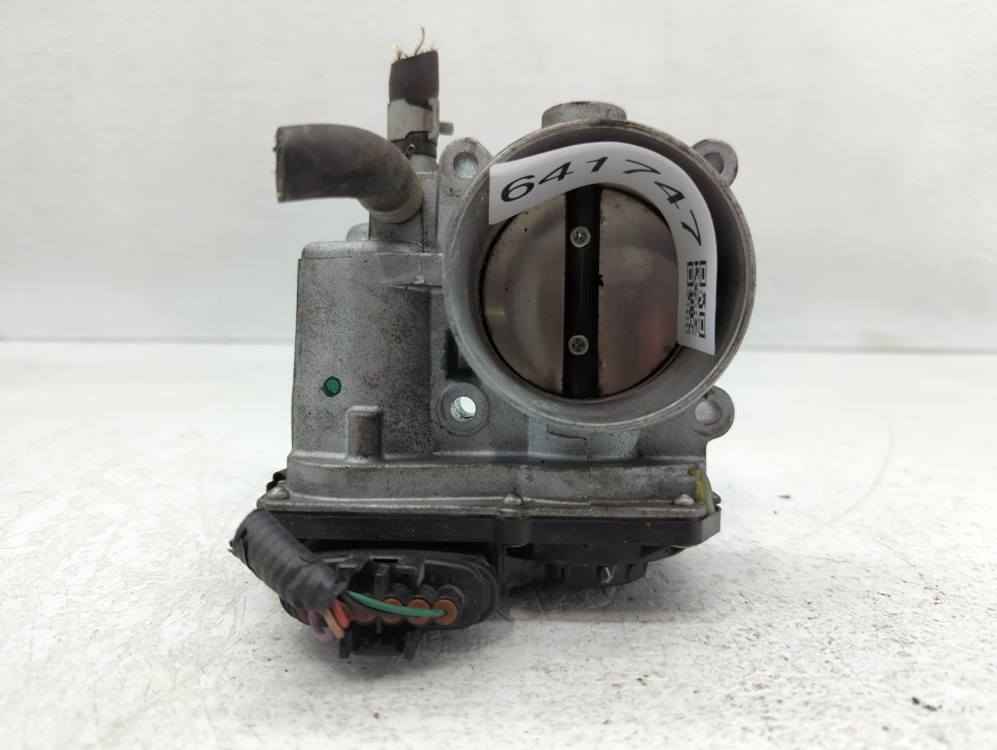 2013-2019 Nissan Sentra Throttle Body P/N:3RA60-01 B Fits Fits 2013 2014 2015 2016 2017 2018 2019 OEM Used Auto Parts - Oemu