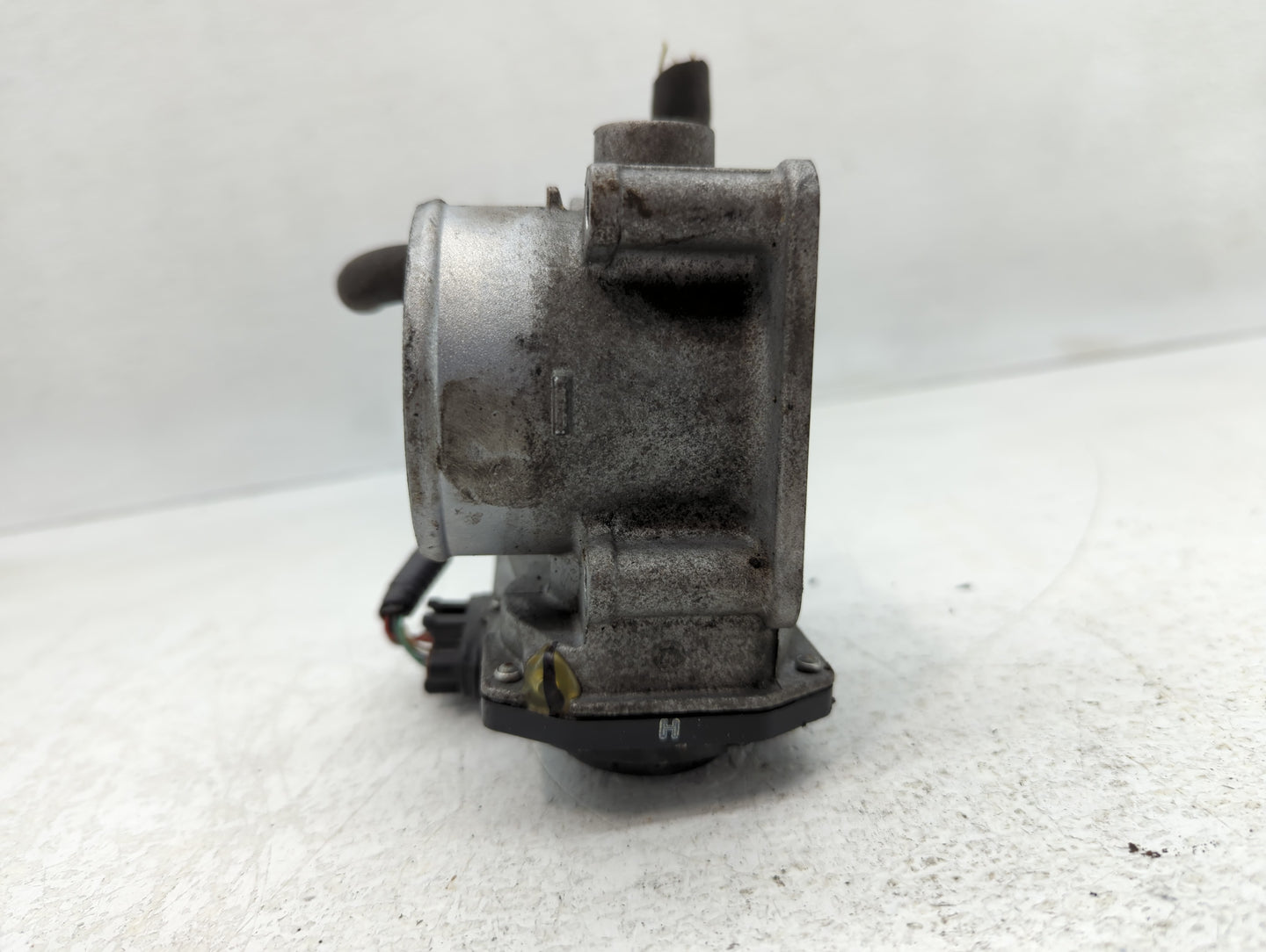 2013-2019 Nissan Sentra Throttle Body P/N:3RA60-01 B Fits Fits 2013 2014 2015 2016 2017 2018 2019 OEM Used Auto Parts - Oemu