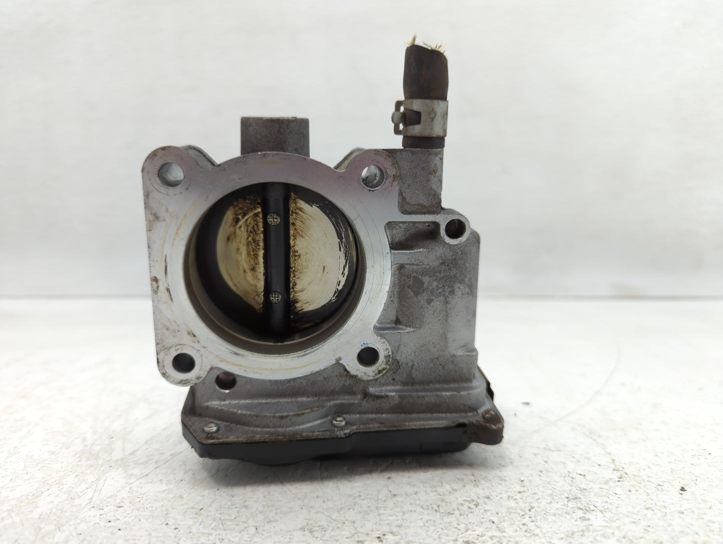 2013-2019 Nissan Sentra Throttle Body P/N:3RA60-01 B Fits Fits 2013 2014 2015 2016 2017 2018 2019 OEM Used Auto Parts - Oemu