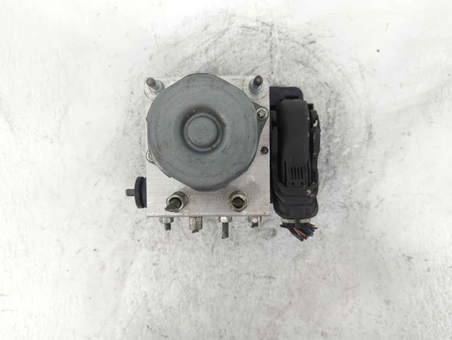 2016-2018 Nissan Sentra ABS Pump Control Module Replacement P/N:269 644 47660 4FU0C Fits Fits 2016 2017 2018 OEM Used Auto P
