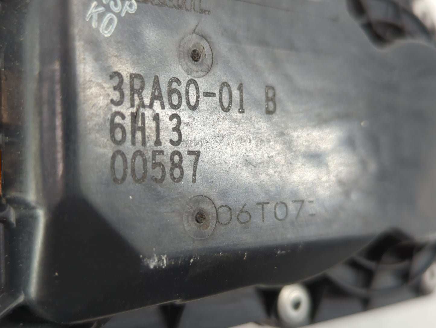 2013-2019 Nissan Sentra Throttle Body P/N:3RA60-01 B Fits Fits 2013 2014 2015 2016 2017 2018 2019 OEM Used Auto Parts - Oemu