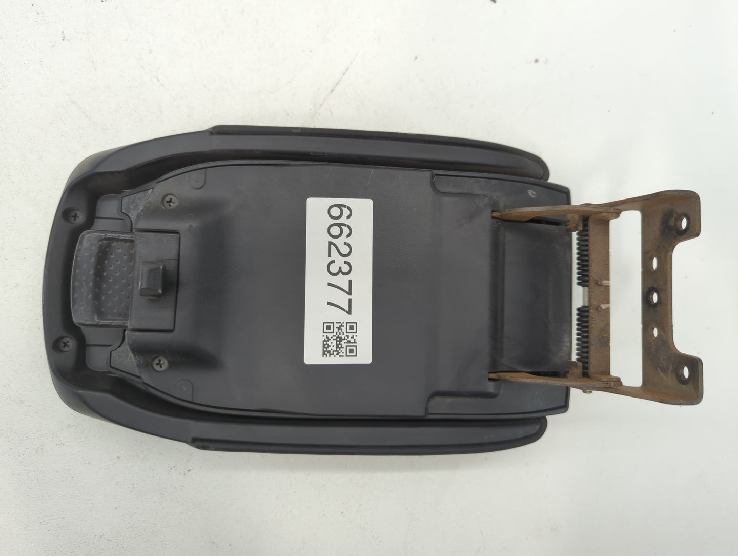 2013-2016 Nissan Sentra Center Console Armrest Cover Lid - Oemusedautoparts1.com