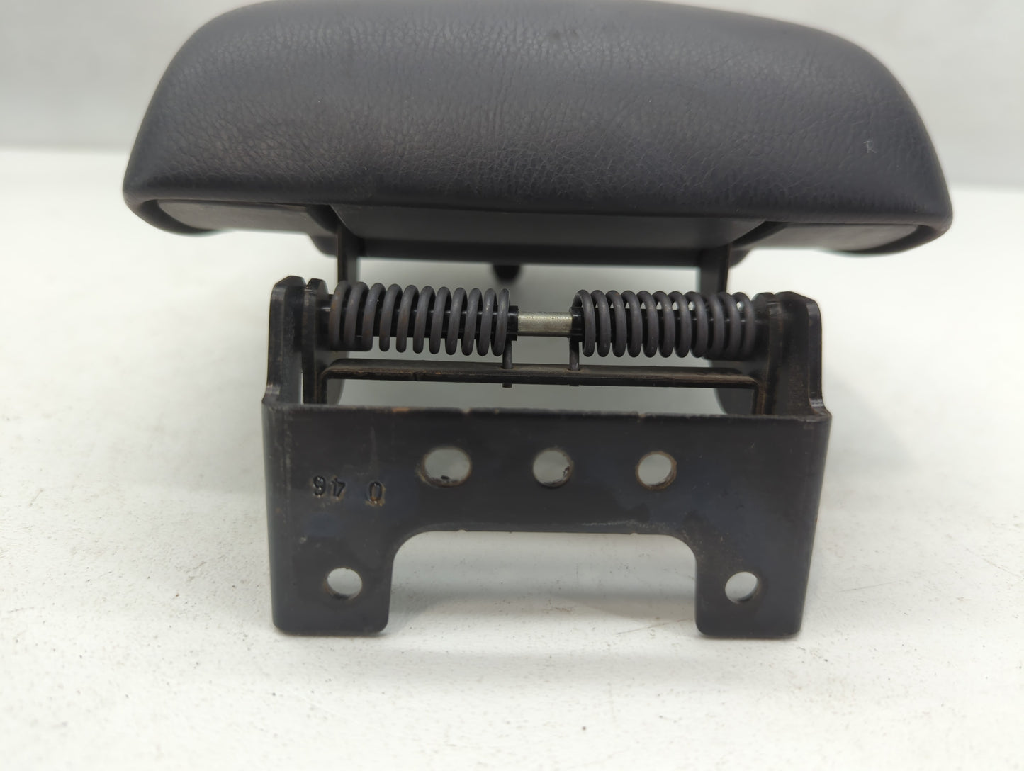 2013-2016 Nissan Sentra Center Console Armrest Cover Lid - Oemusedautoparts1.com