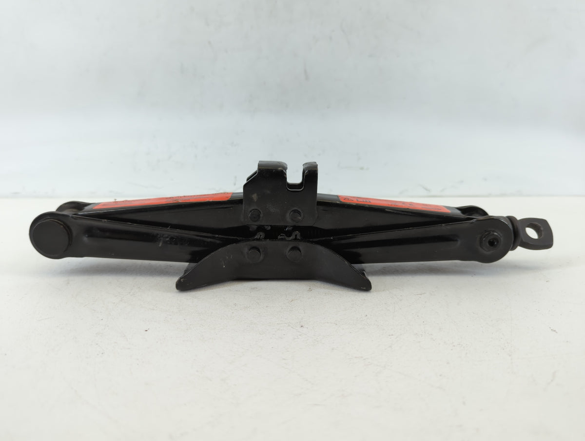 2016 Nissan Sentra Spare Scissor Car Jack 664229 - Oemusedautoparts1.com