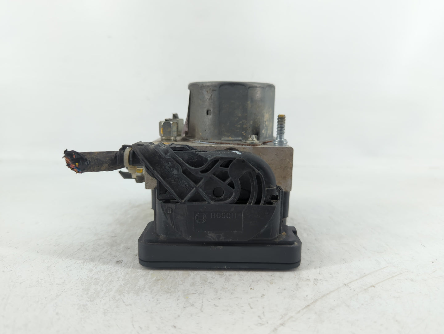 2016-2018 Nissan Sentra ABS Pump Control Module Replacement P/N:47660 4FU0C Fits Fits 2016 2017 2018 OEM Used Auto Parts - O