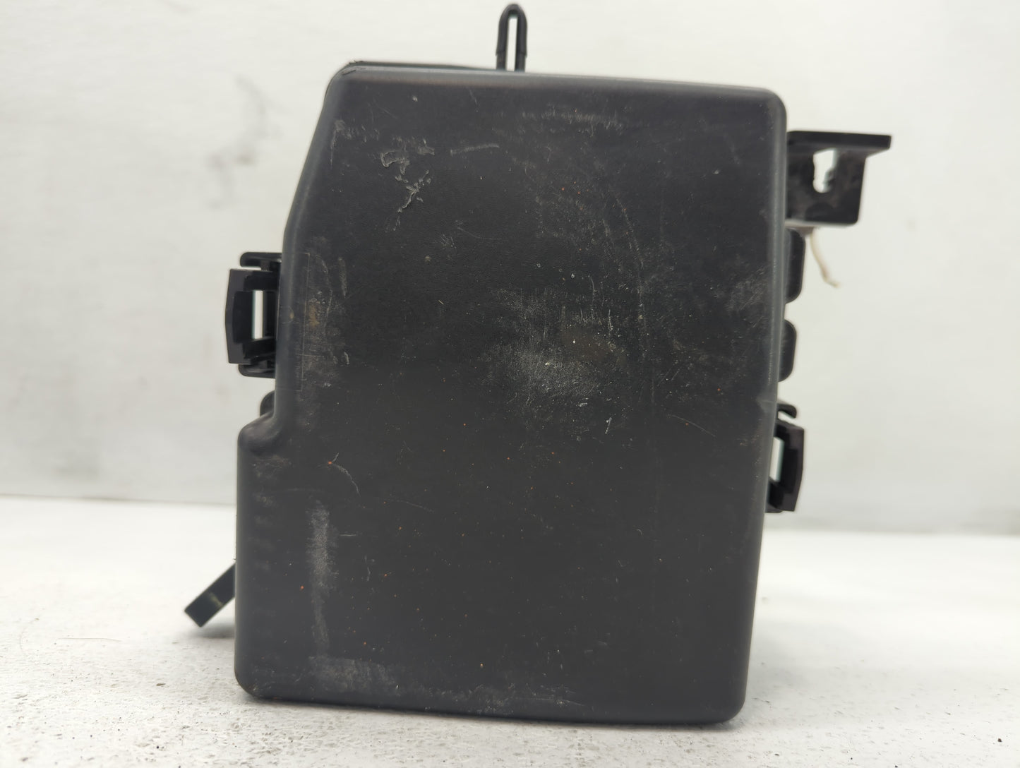 2016 Nissan Sentra Fusebox Fuse Box Panel Relay Module Fits OEM Used Auto Parts - Oemusedautoparts1.com