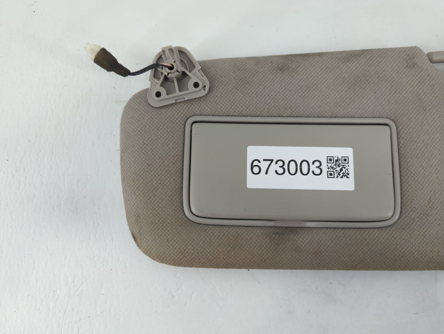 2013-2019 Nissan Sentra Sun Visor Shade Replacement Driver Left Mirror Fits Fits 2013 2014 2015 2016 2017 2018 2019 OEM Used
