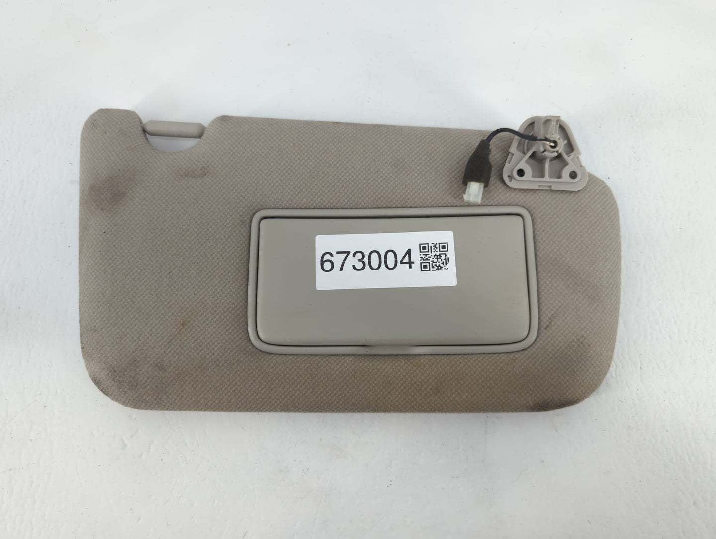2013-2019 Nissan Sentra Sun Visor Shade Replacement Passenger Right Mirror Fits Fits 2013 2014 2015 2016 2017 2018 2019 OEM 