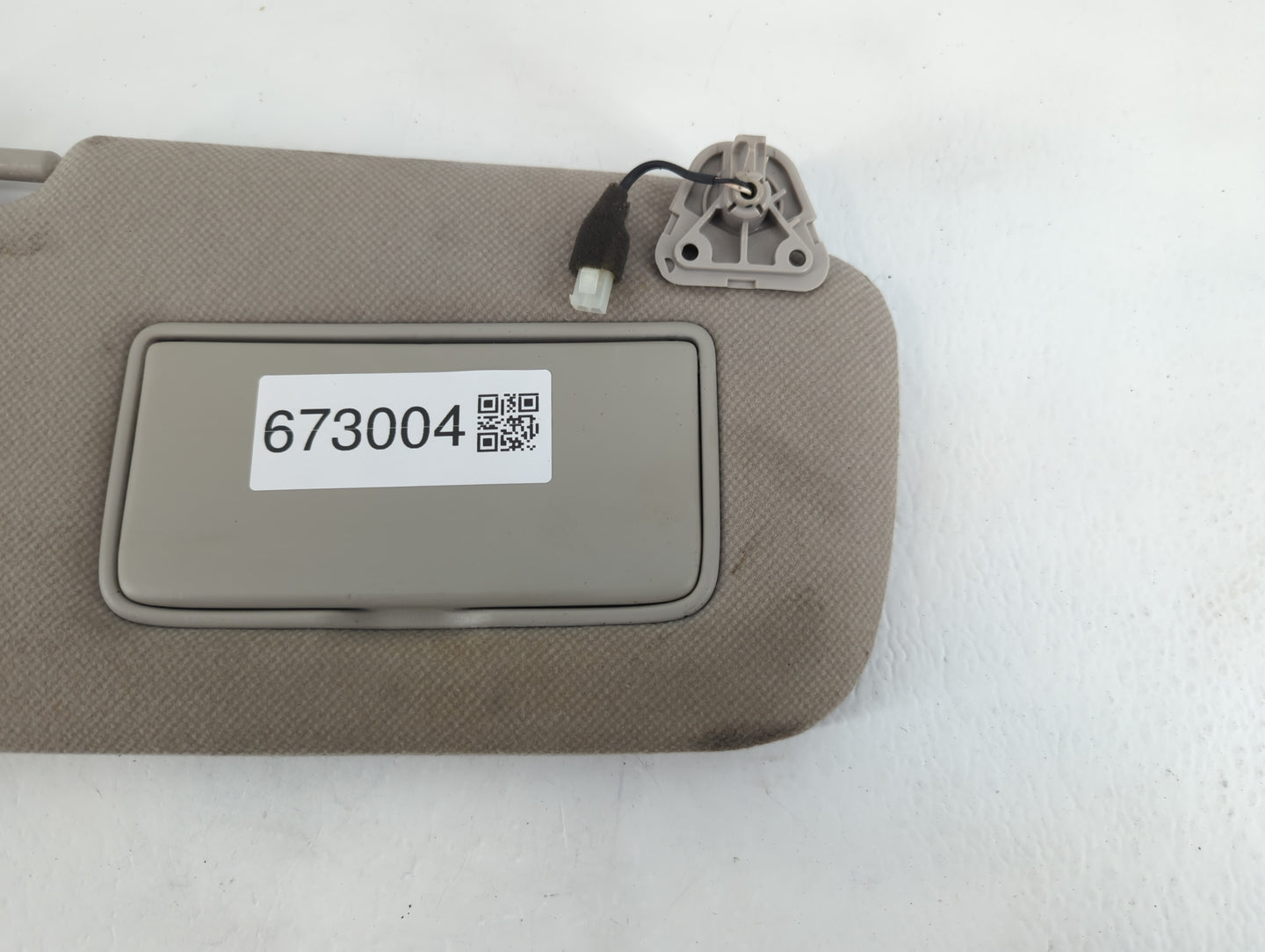 2013-2019 Nissan Sentra Sun Visor Shade Replacement Passenger Right Mirror Fits Fits 2013 2014 2015 2016 2017 2018 2019 OEM 