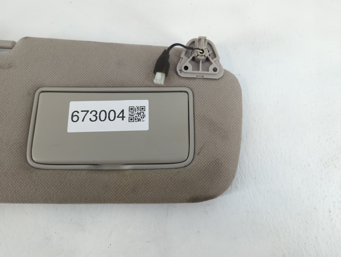 2013-2019 Nissan Sentra Sun Visor Shade Replacement Passenger Right Mirror Fits Fits 2013 2014 2015 2016 2017 2018 2019 OEM 