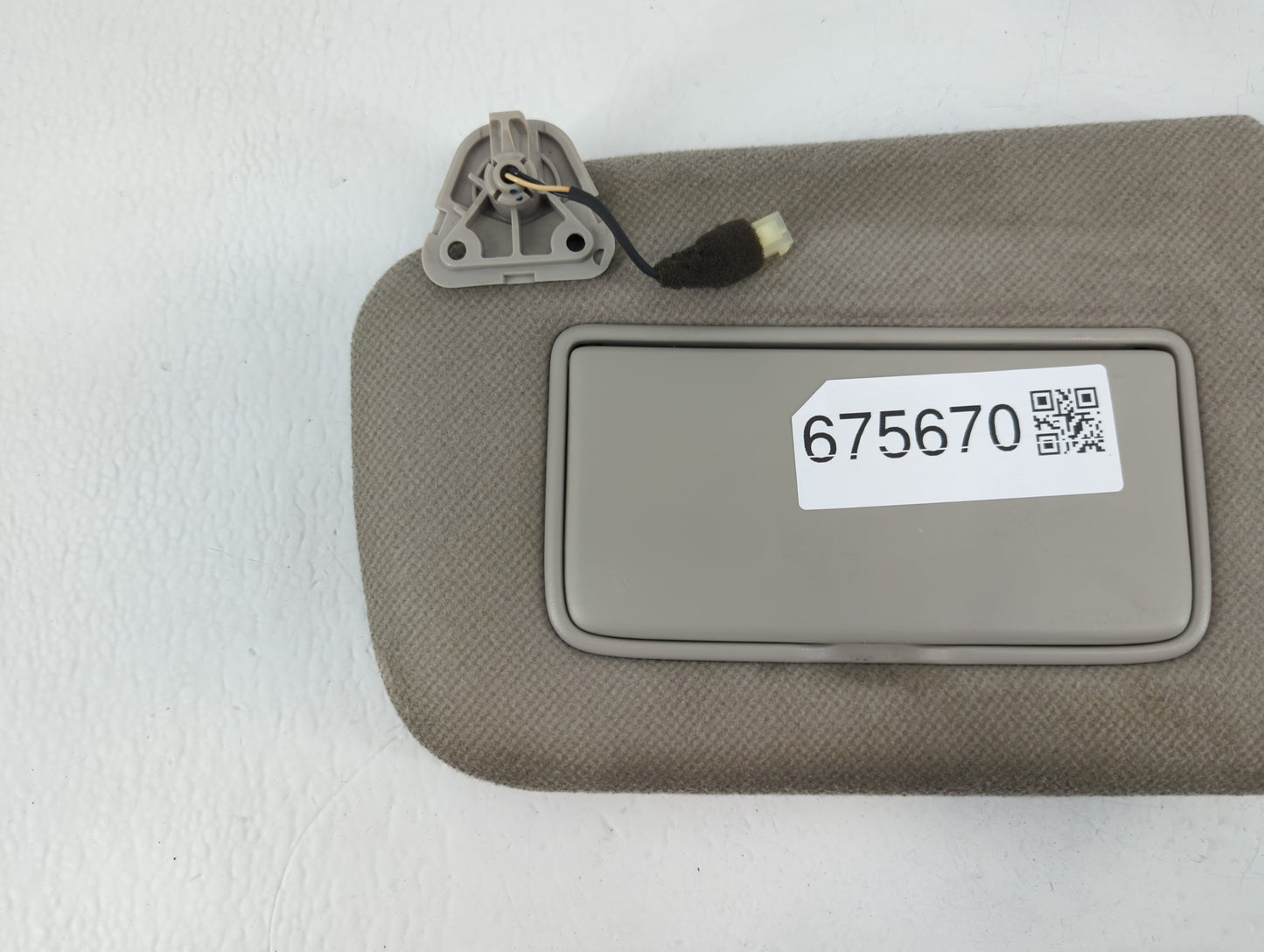 2013-2019 Nissan Sentra Sun Visor Shade Replacement Driver Left Mirror Fits Fits 2013 2014 2015 2016 2017 2018 2019 OEM Used