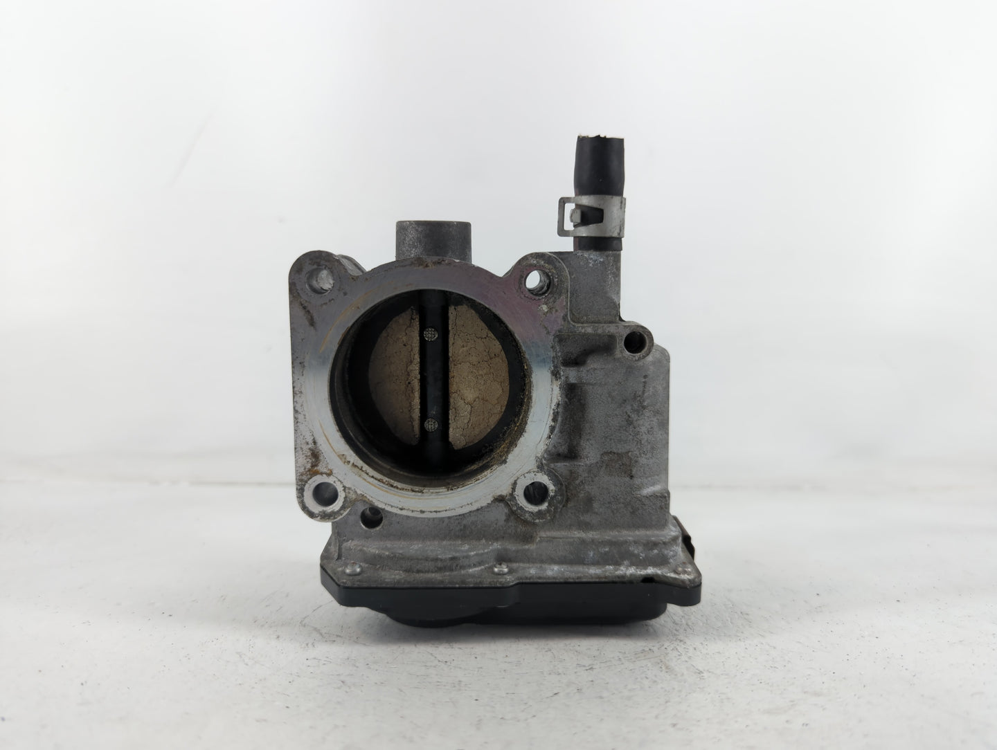 2013-2019 Nissan Sentra Throttle Body P/N:00449 7E08, 3RA60-01 B Fits Fits 2013 2014 2015 2016 2017 2018 2019 OEM Used Auto 