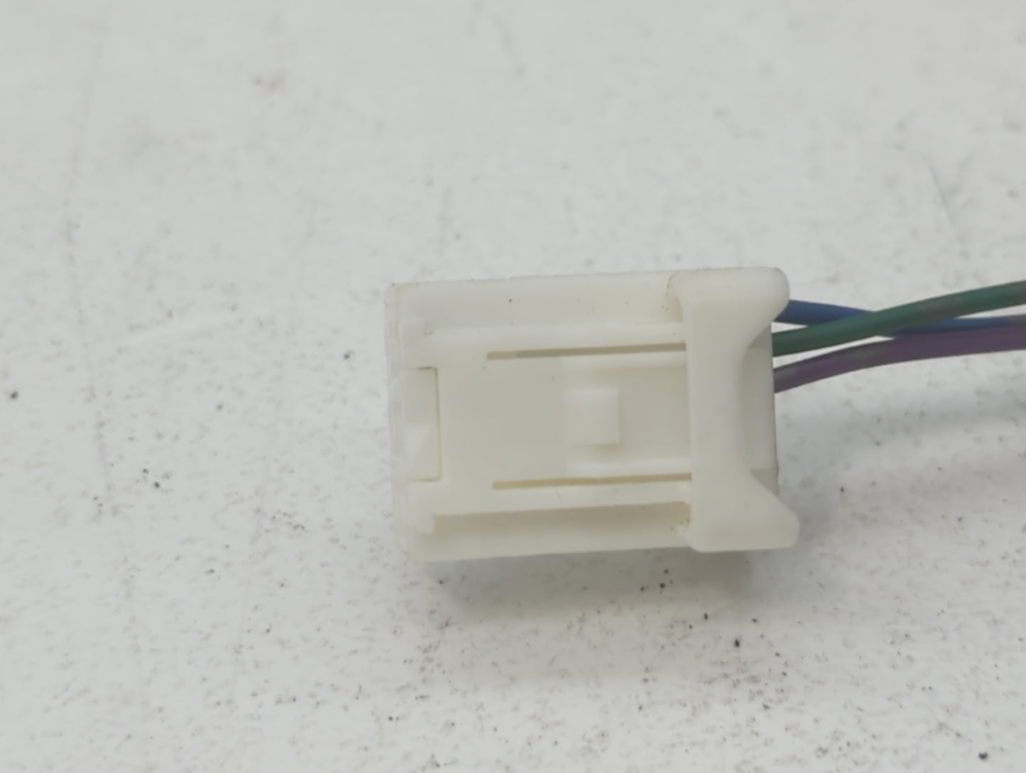 2016-2019 Nissan Sentra Driver Side View Mirror - Left Door Mirror OEM Used - Oemusedautoparts1.com