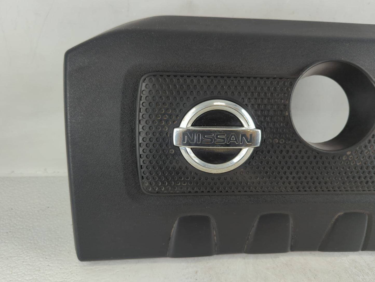 2016 Nissan Sentra Engine Cover - Oemusedautoparts1.com