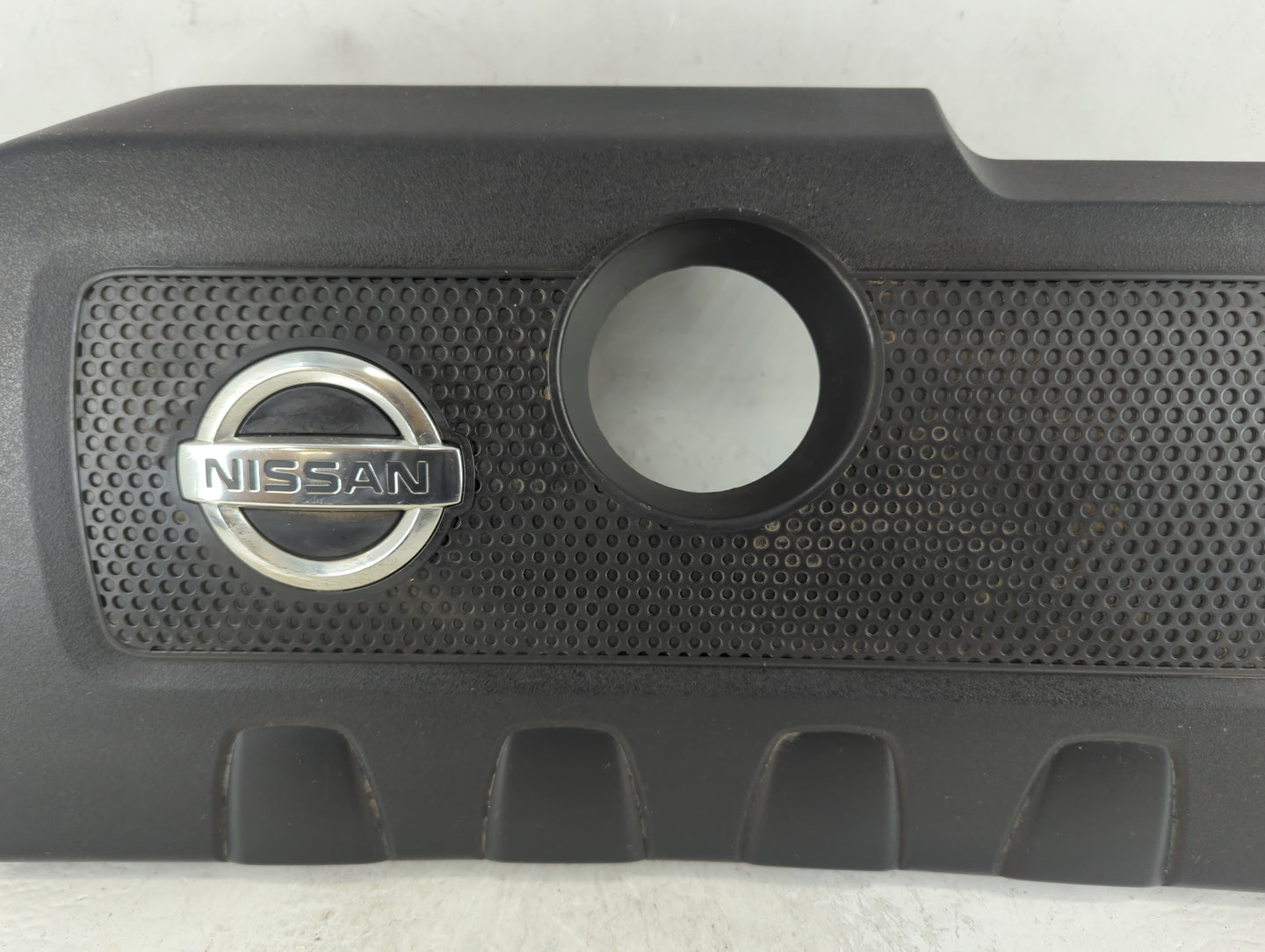 2016 Nissan Sentra Engine Cover - Oemusedautoparts1.com