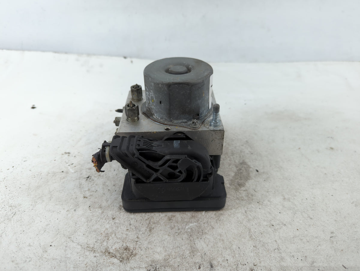 2016-2018 Nissan Sentra Anti-Lock Brake ABS Pump Module Actuator OEM P/N:47660 4FU0C Fits Fits 2016 2017 2018 OEM Used Auto 