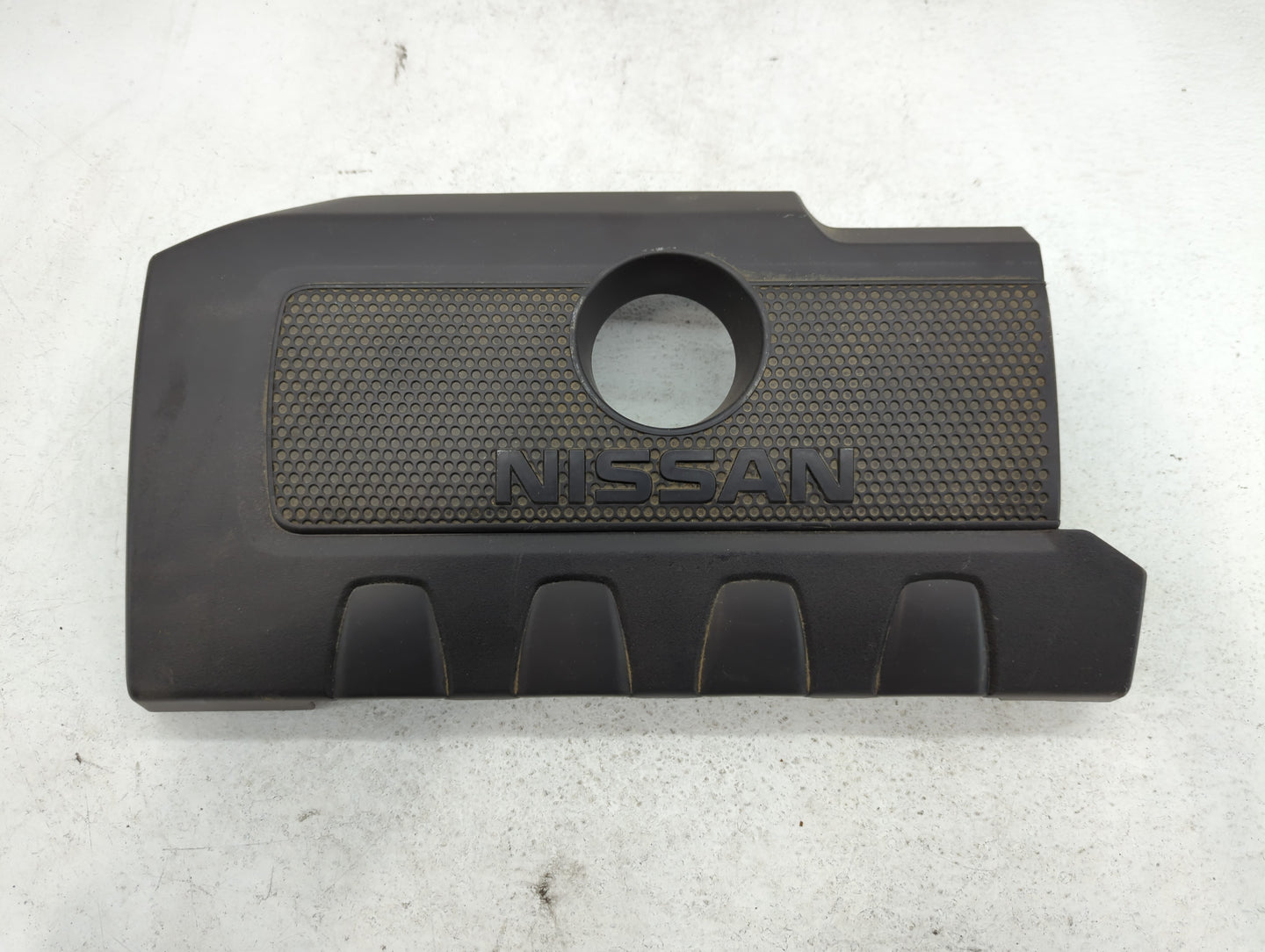 2016 Nissan Sentra Engine Cover - Oemusedautoparts1.com