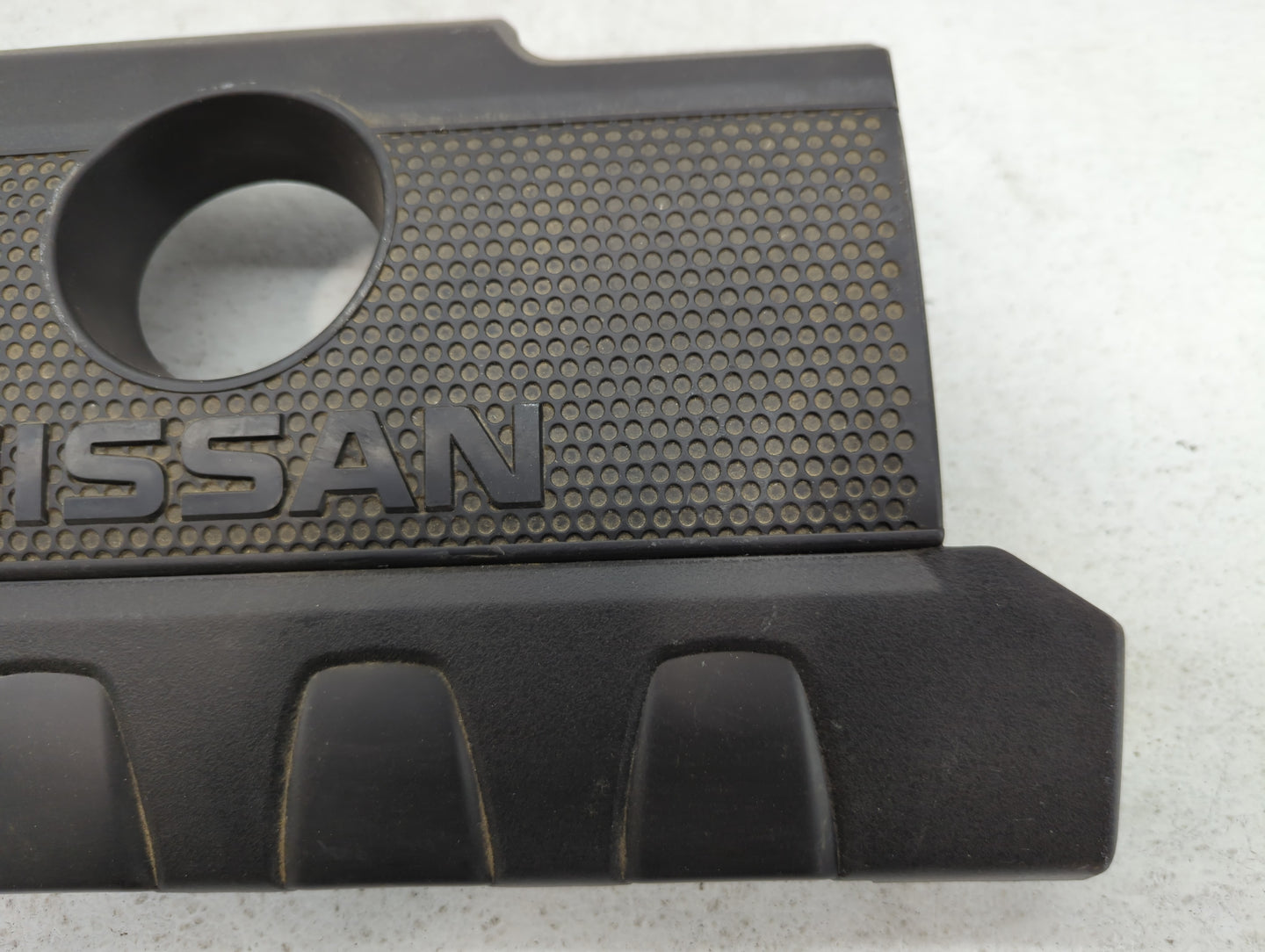 2016 Nissan Sentra Engine Cover - Oemusedautoparts1.com