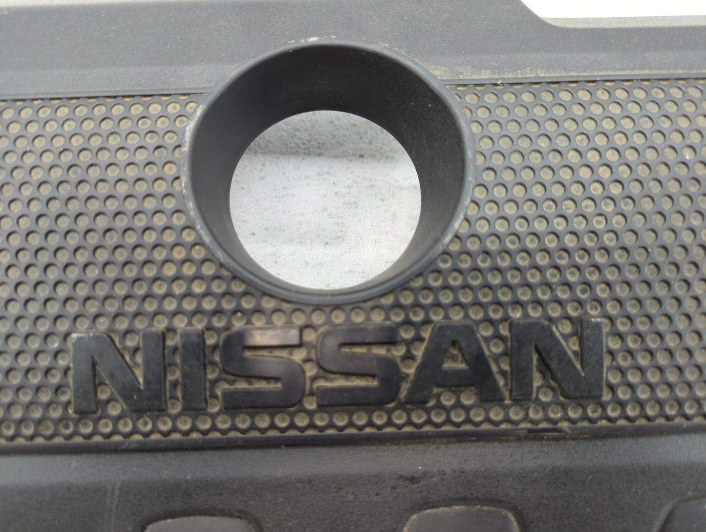 2016 Nissan Sentra Engine Cover - Oemusedautoparts1.com