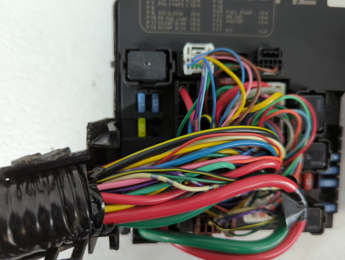 2013-2019 Nissan Sentra Fusebox Fuse Box Panel Relay Module P/N:284B7 3RA1B Fits Fits 2013 2014 2015 2016 2017 2018 2019 OEM