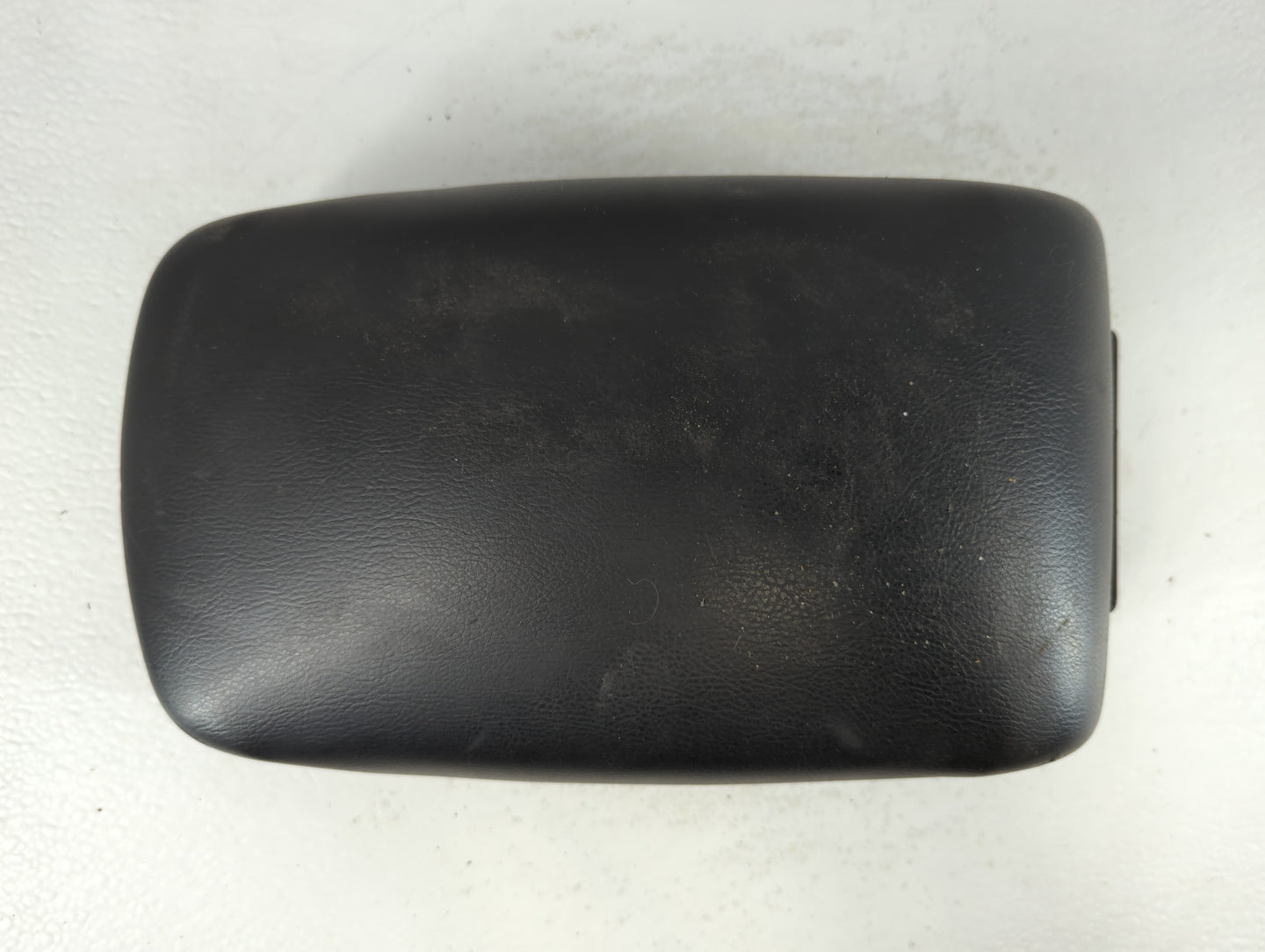 2016 Nissan Sentra Center Console Armrest Cover Lid Fits OEM Used Auto Parts - Oemusedautoparts1.com