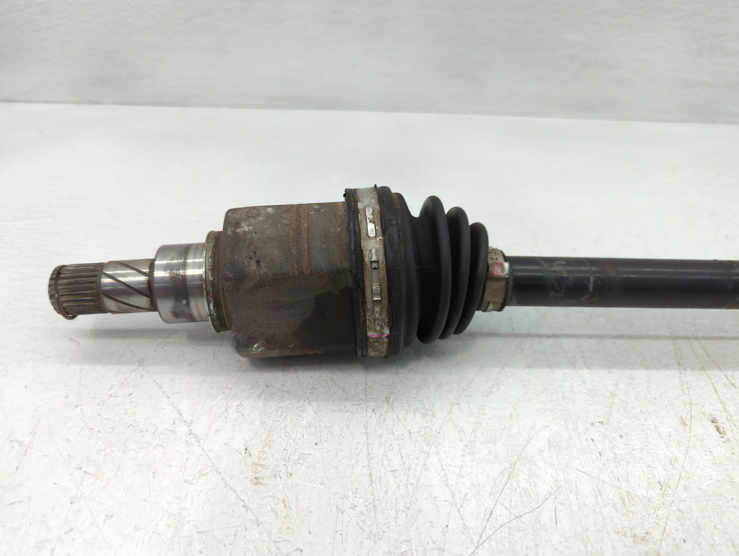 2013-2019 Nissan Sentra Axle Shaft Front Passenger Cv C/v - Oemusedautoparts1.com