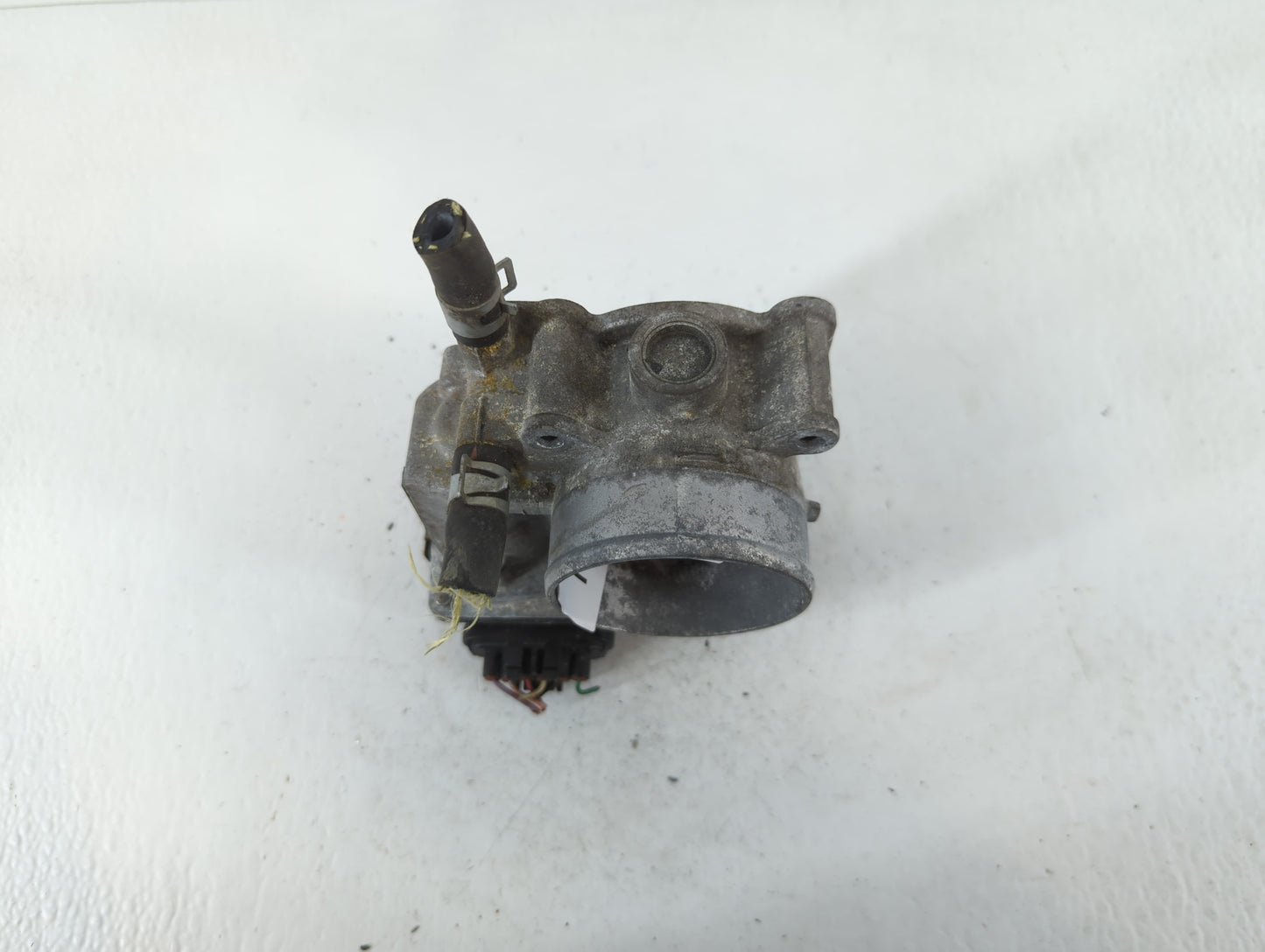 2013-2019 Nissan Sentra Throttle Body P/N:3RA60-01 B Fits Fits 2013 2014 2015 2016 2017 2018 2019 OEM Used Auto Parts - Oemu