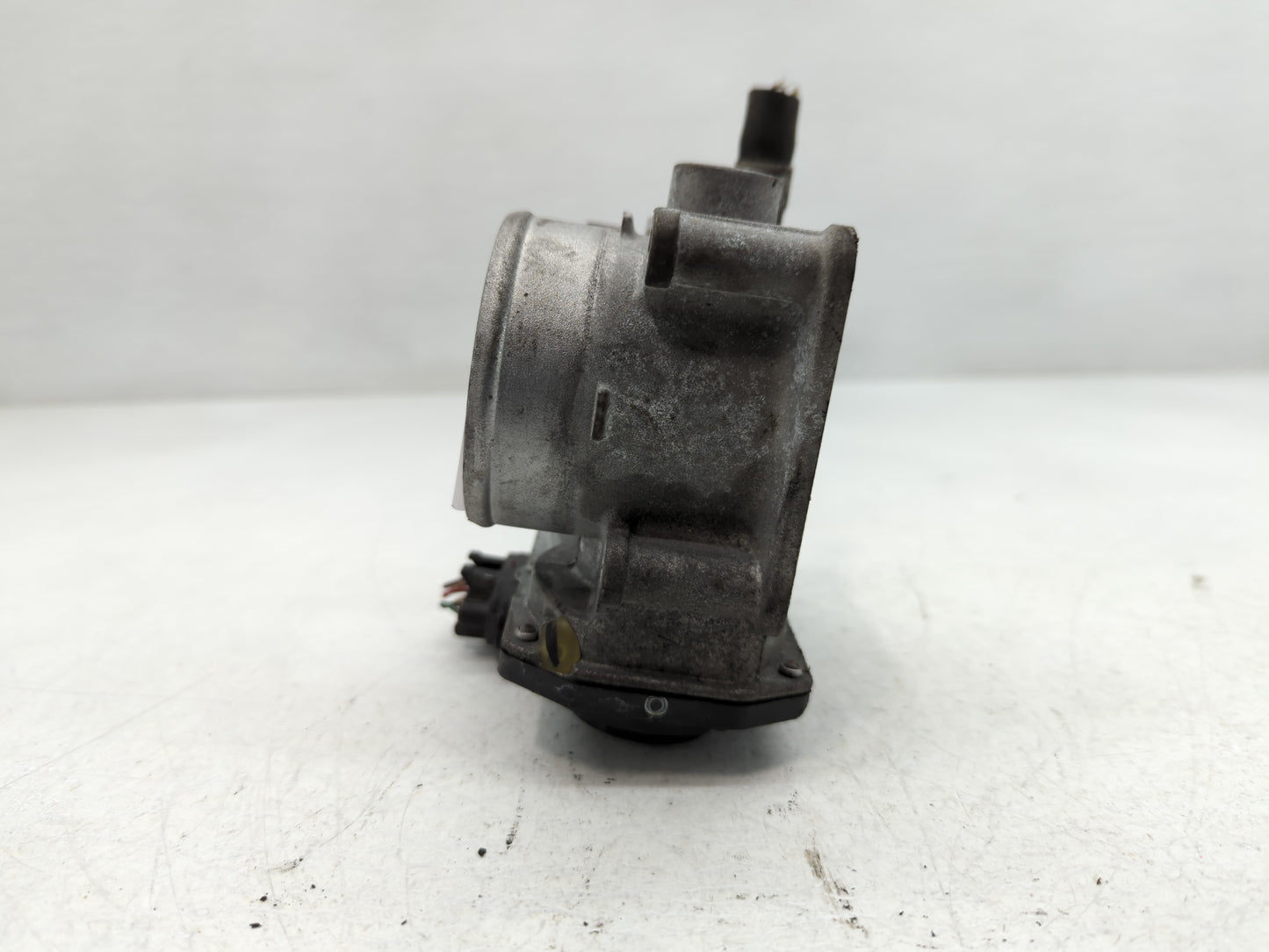 2013-2019 Nissan Sentra Throttle Body P/N:3RA60-01 B Fits Fits 2013 2014 2015 2016 2017 2018 2019 OEM Used Auto Parts - Oemu