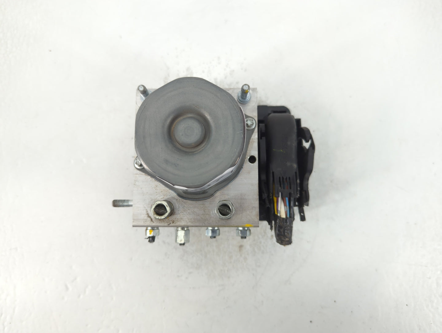 2015-2017 Nissan Sentra ABS Pump Control Module Replacement P/N:47660 4FU0C Fits Fits 2015 2016 2017 OEM Used Auto Parts - O