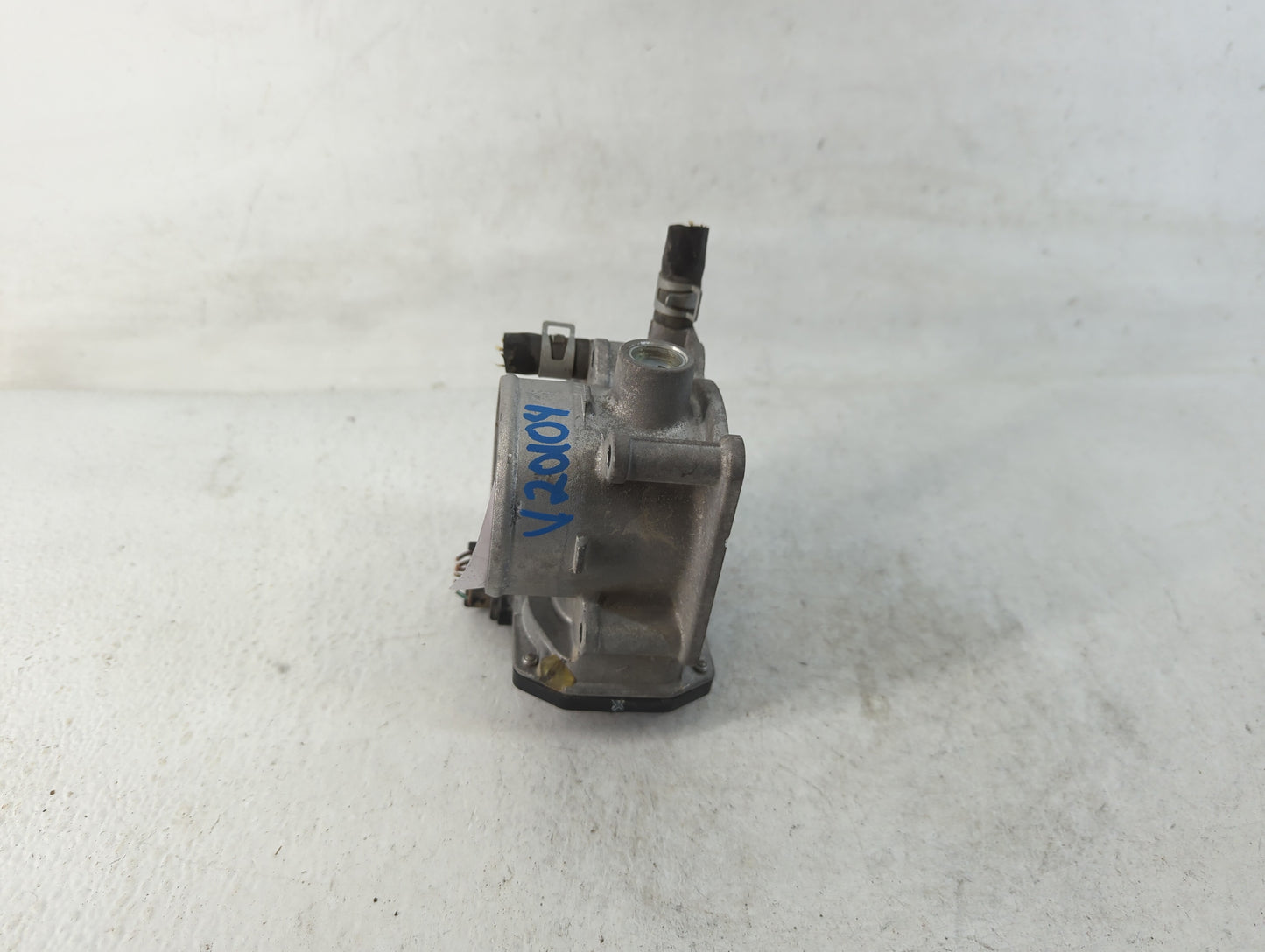 2013-2019 Nissan Sentra Throttle Body P/N:3RA60-01 B Fits Fits 2013 2014 2015 2016 2017 2018 2019 OEM Used Auto Parts - Oemu