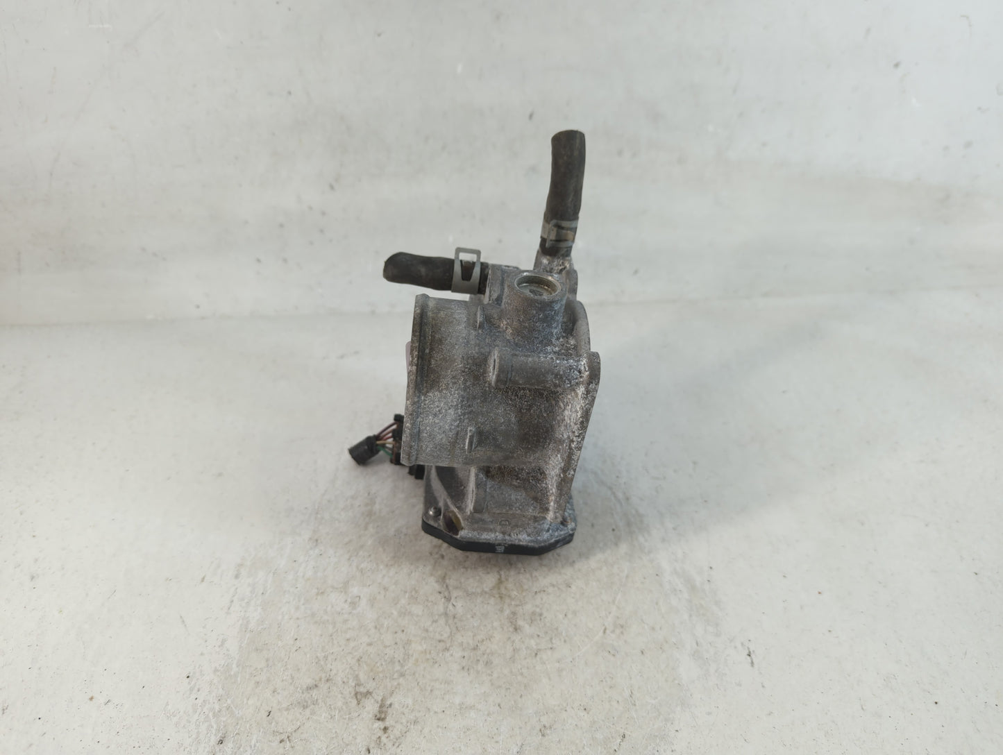 2013-2019 Nissan Sentra Throttle Body P/N:3RA60-01 B Fits Fits 2013 2014 2015 2016 2017 2018 2019 OEM Used Auto Parts - Oemu