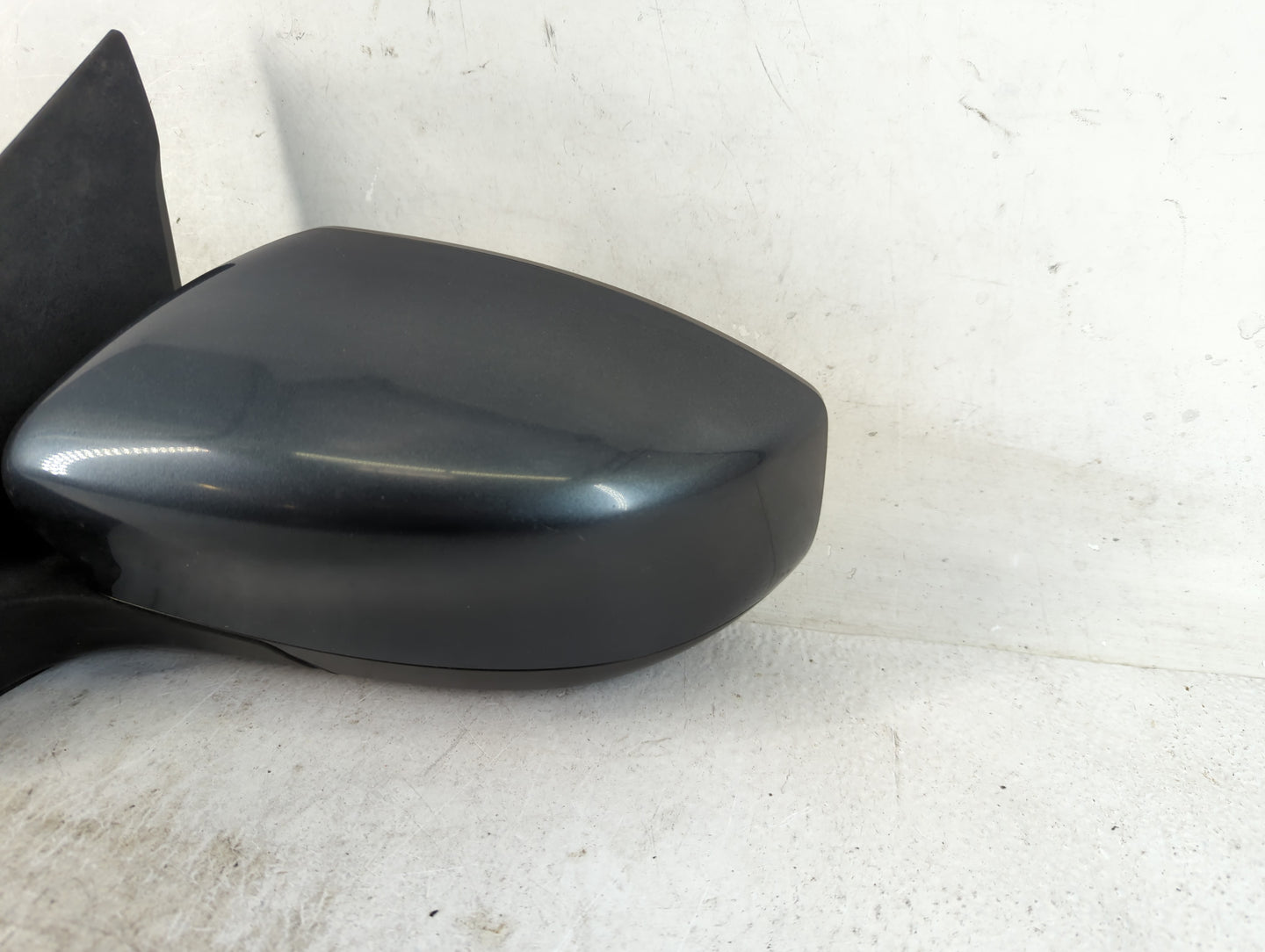 2016-2019 Nissan Sentra Driver Side View Mirror - Left Door Mirror OEM Used - Oemusedautoparts1.com