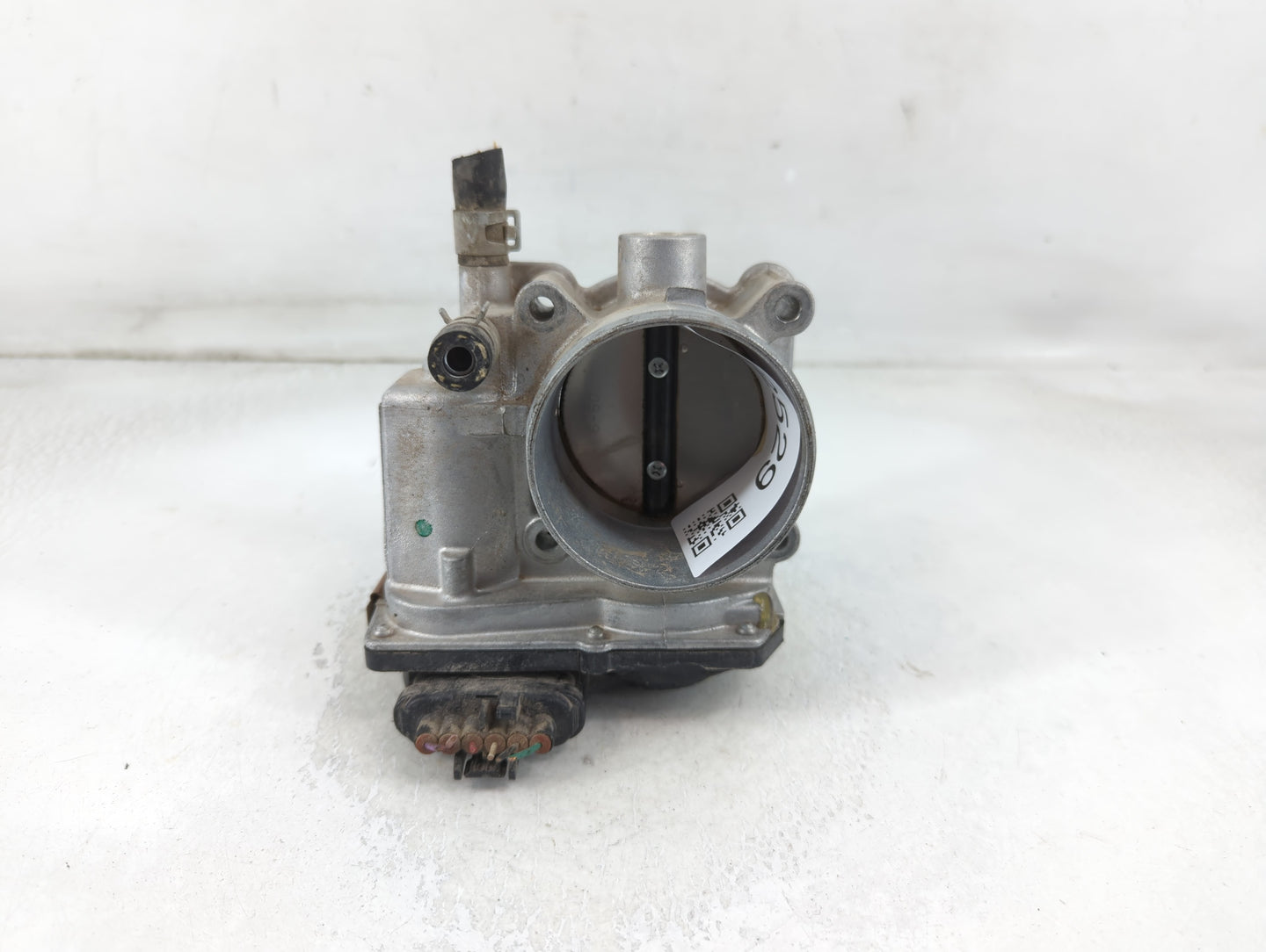 2013-2019 Nissan Sentra Throttle Body P/N:3RA60-01 B Fits Fits 2013 2014 2015 2016 2017 2018 2019 OEM Used Auto Parts - Oemu