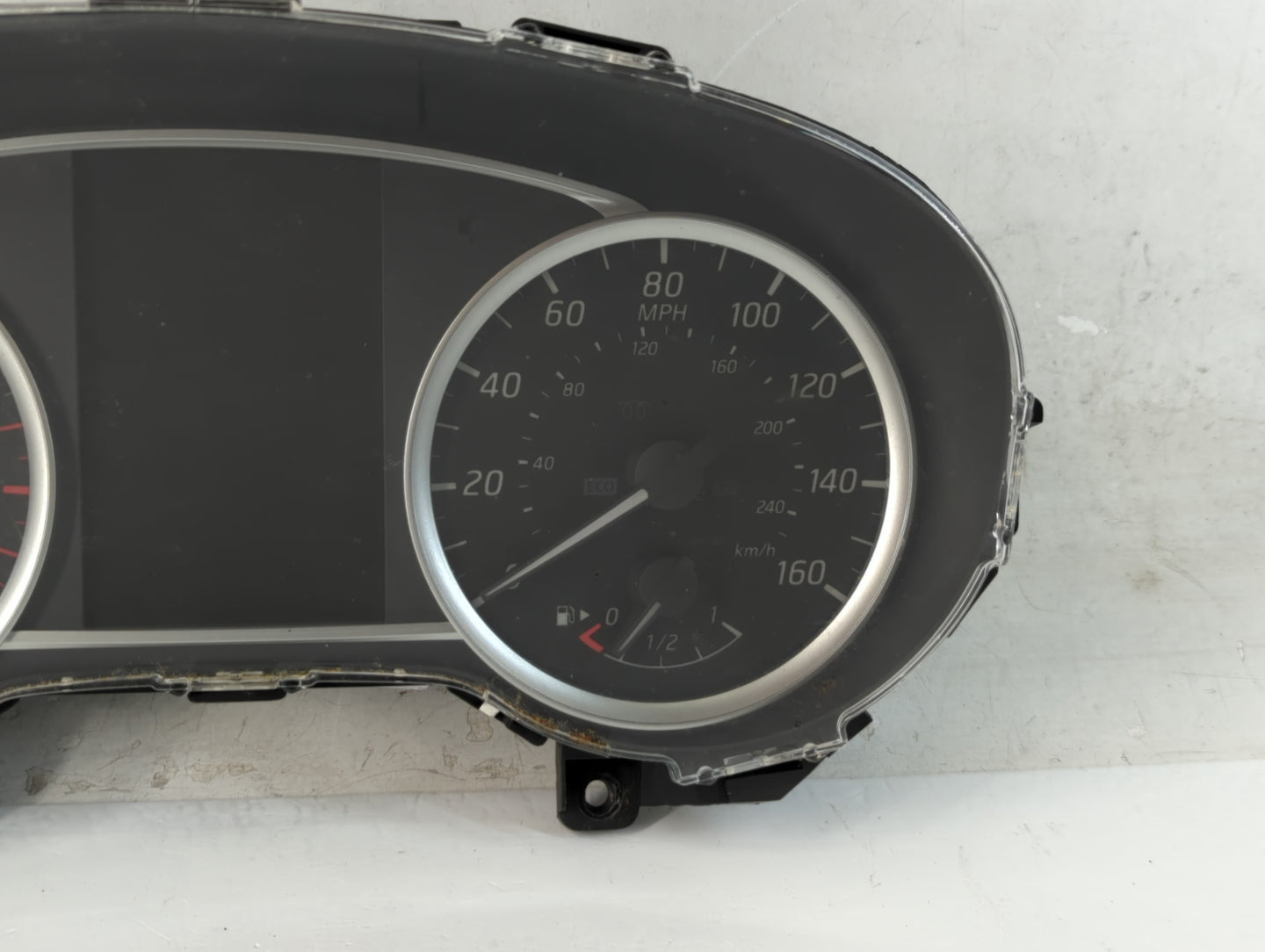 2016-2019 Nissan Sentra Instrument Cluster Speedometer Gauges P/N:248103Y01A Fits Fits 2016 2017 2018 2019 OEM Used Auto Par