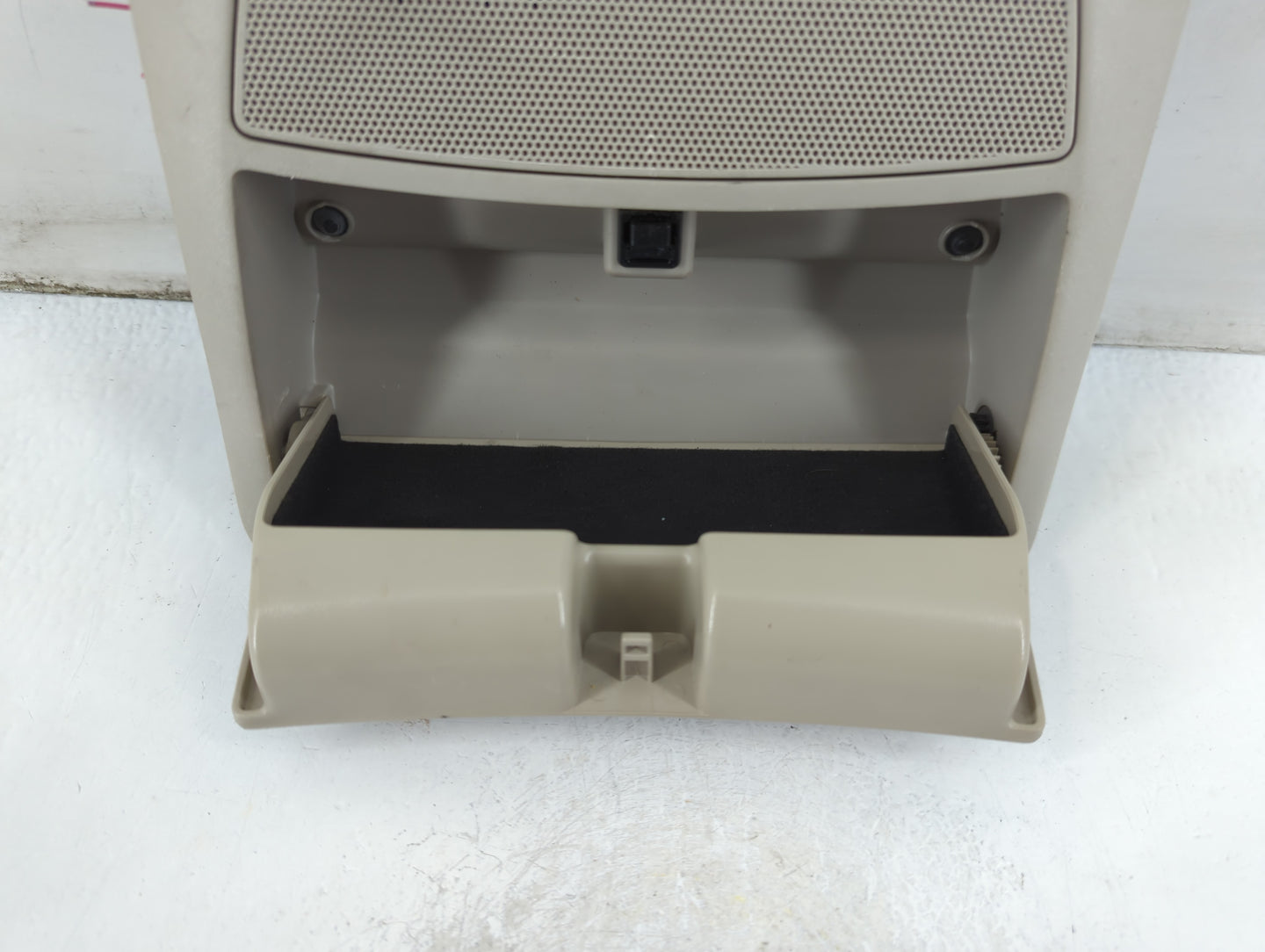 2016 Nissan Sentra Overhead Roof Console - Oemusedautoparts1.com