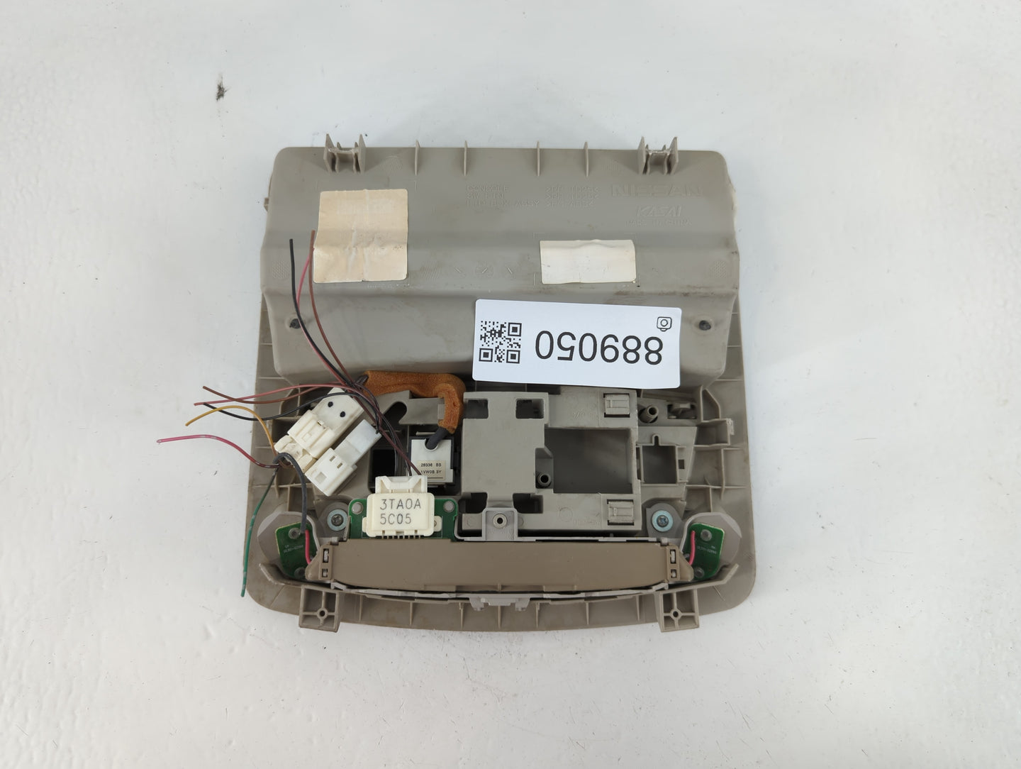 2016 Nissan Sentra Overhead Roof Console - Oemusedautoparts1.com
